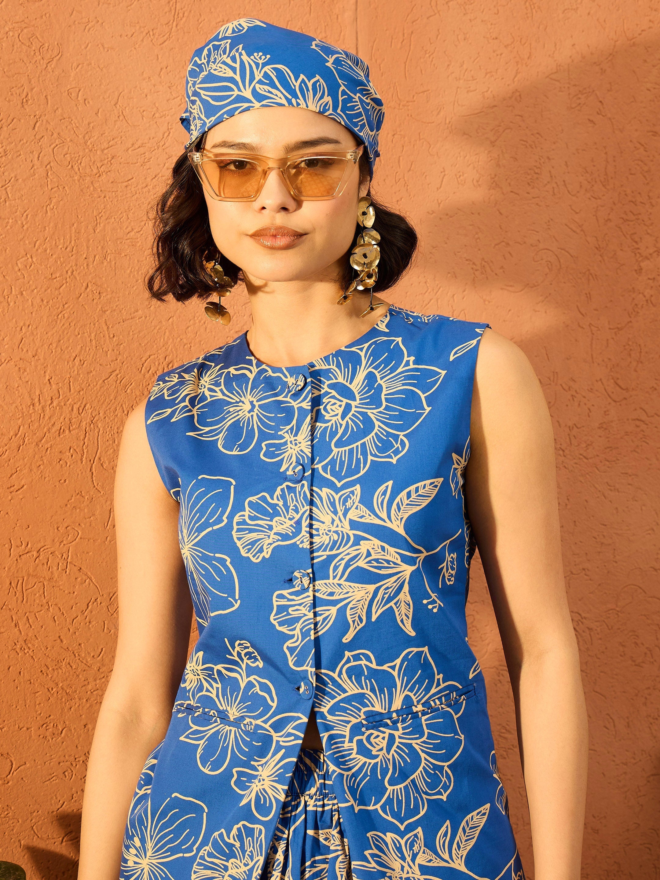 Women Blue Poplin Floral Sleeveless Vest Top-SFTOPS42458