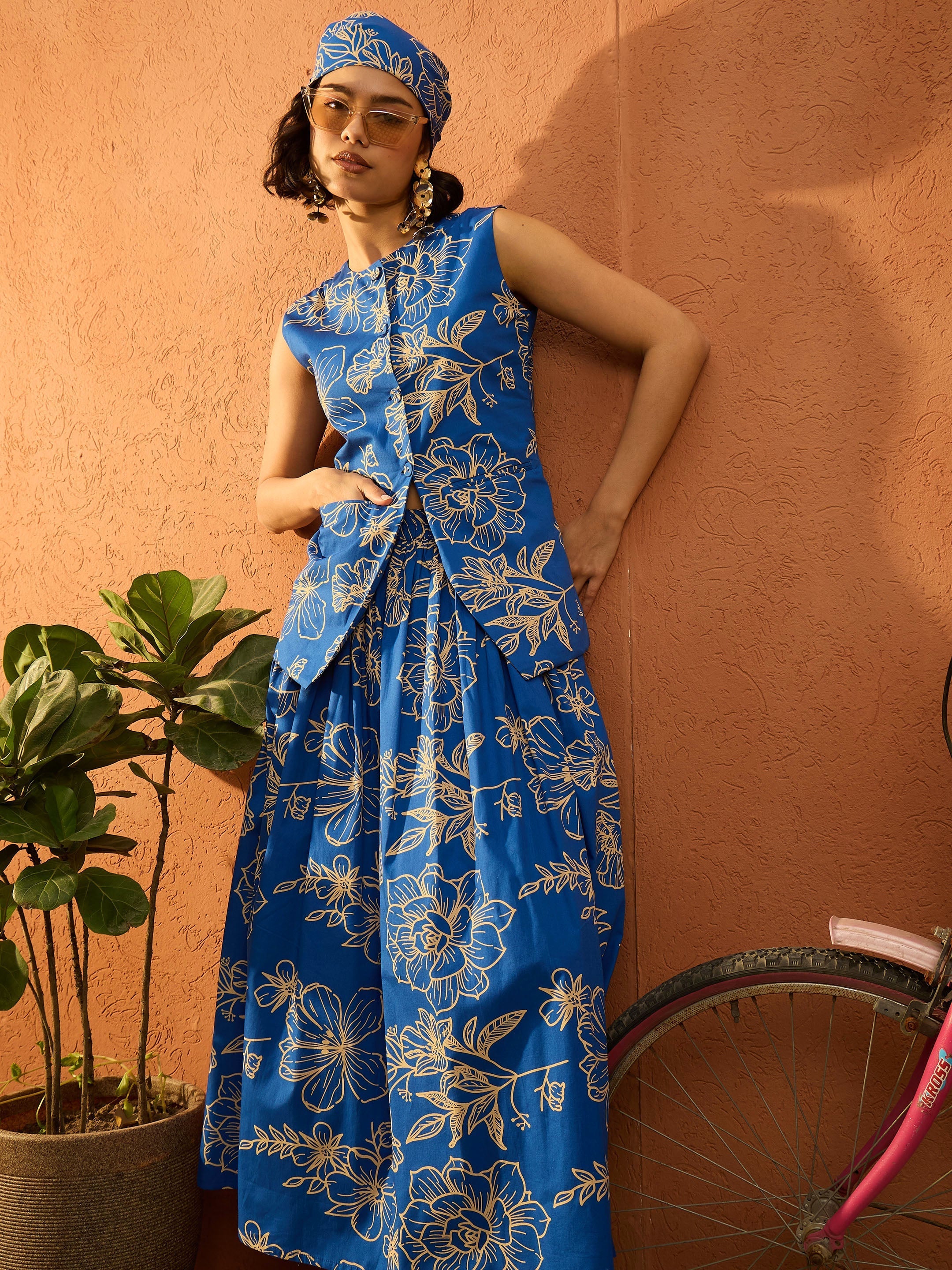 Women Blue Poplin Floral Sleeveless Vest Top-SFTOPS42458