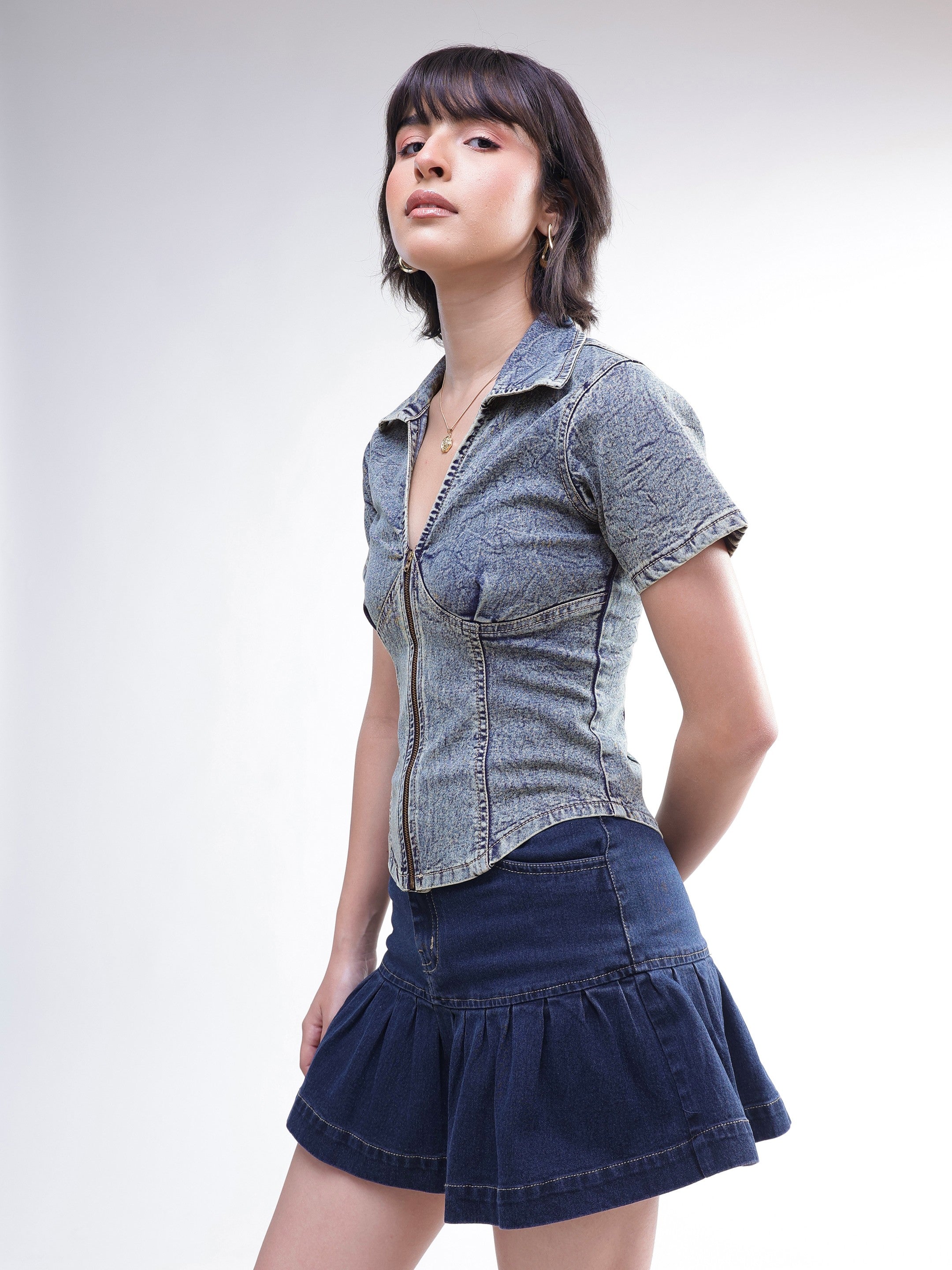 DesiQlo Blue Blast V-Neck Front Zipper Top - Blue
