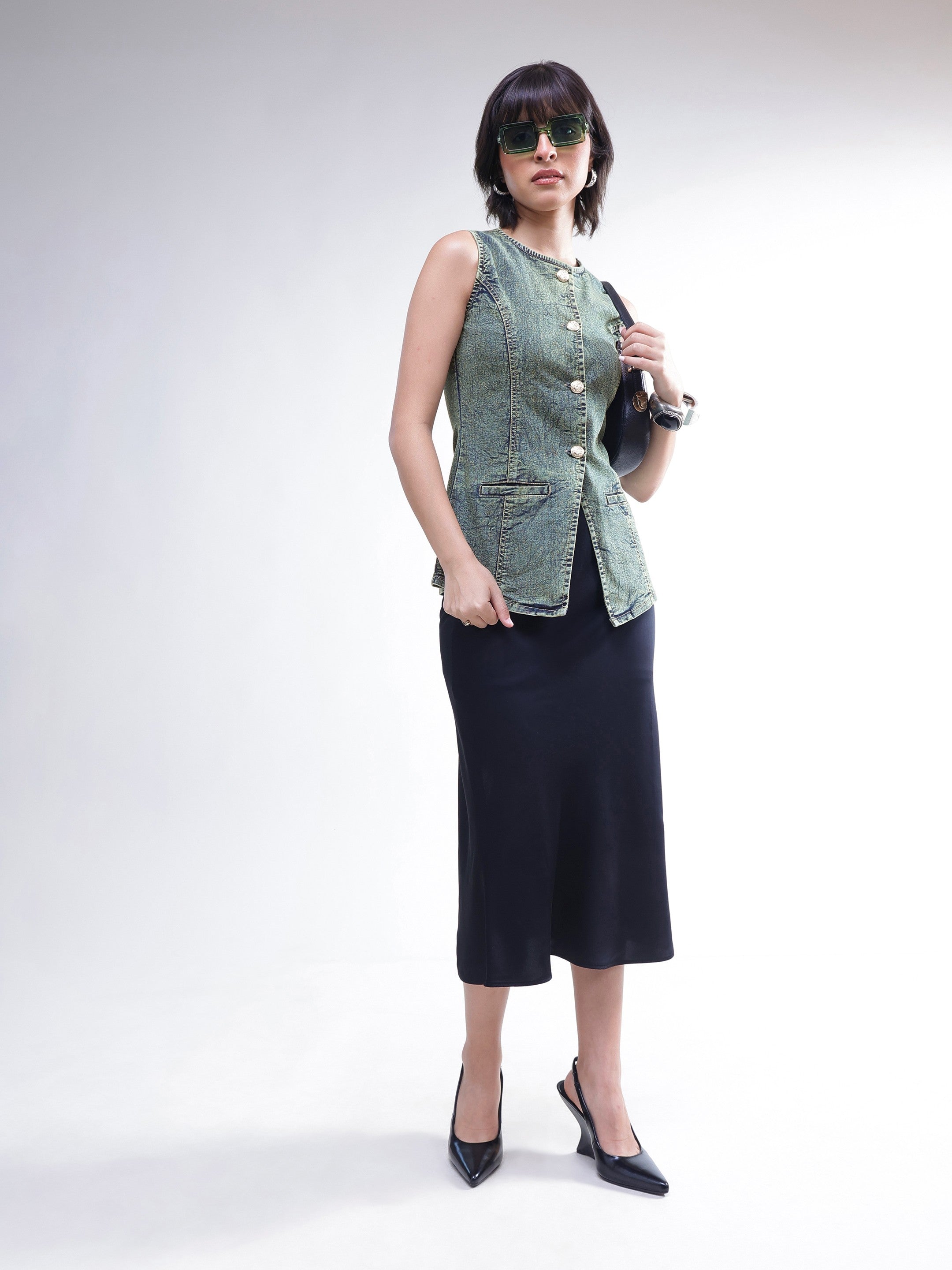 DesiQlo Green Washed Denim Sleeveless Waistcoat - Green