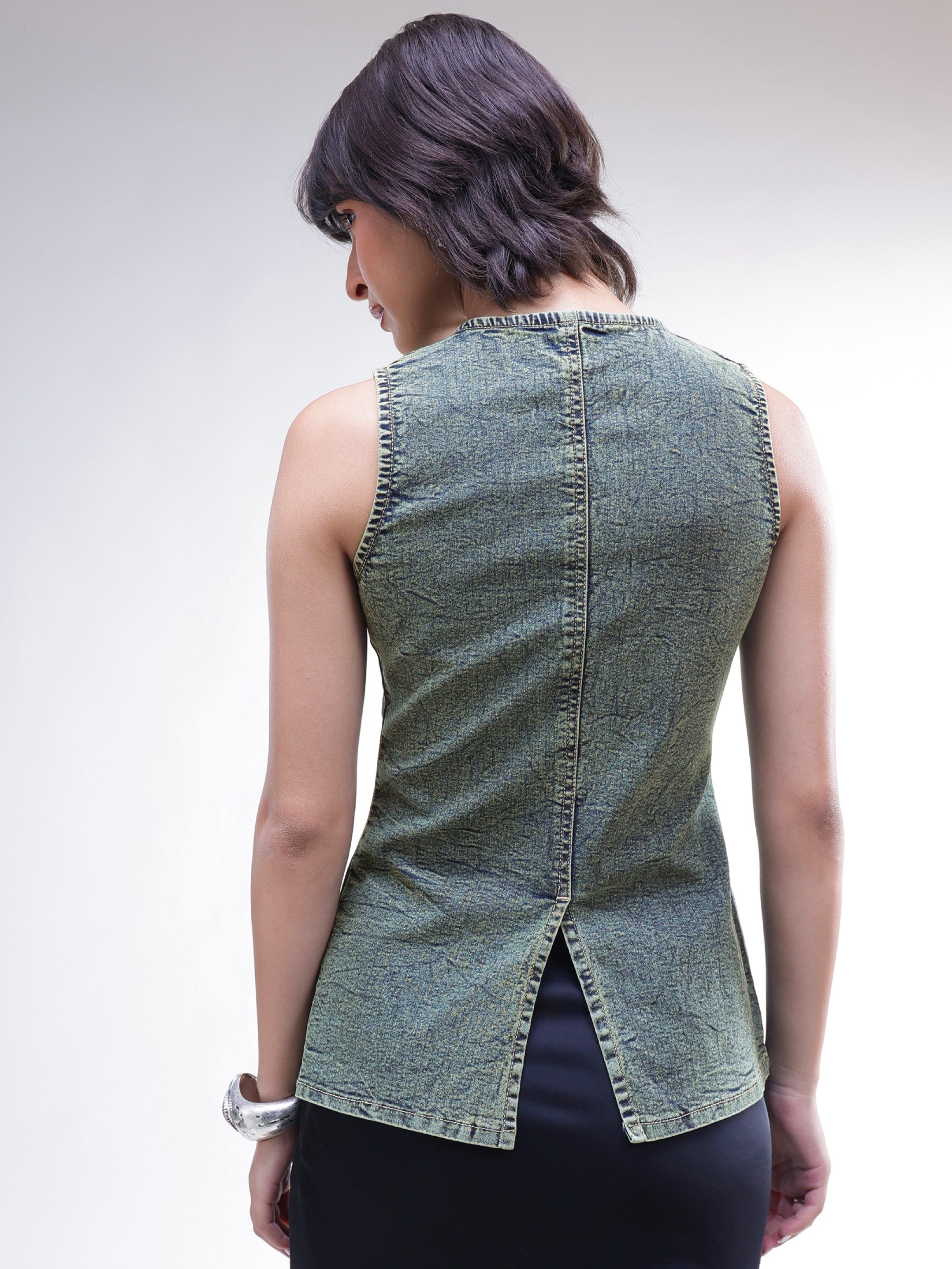 DesiQlo Green Washed Denim Sleeveless Waistcoat - Green