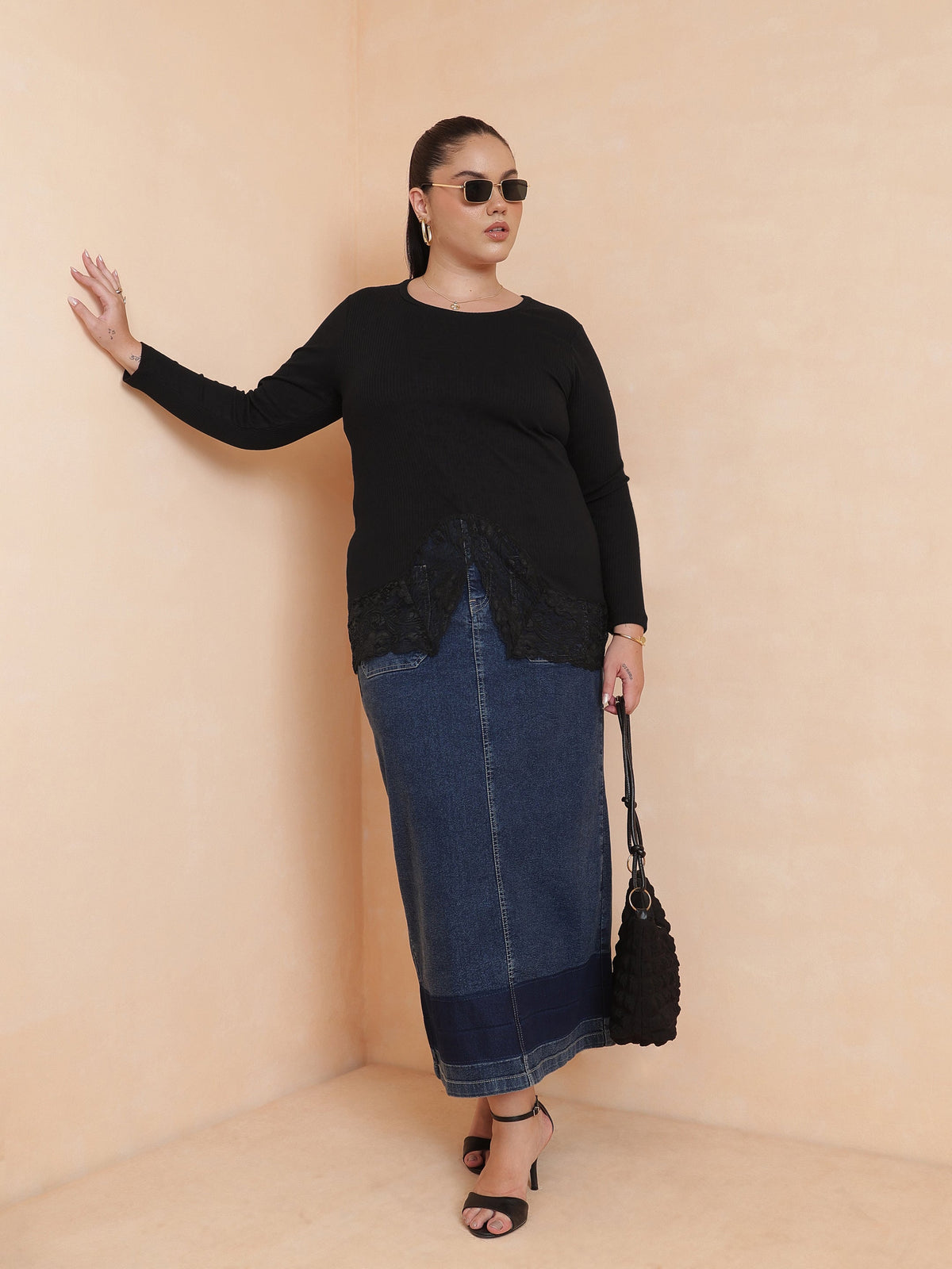 Women Black Rib Full Sleeves Top