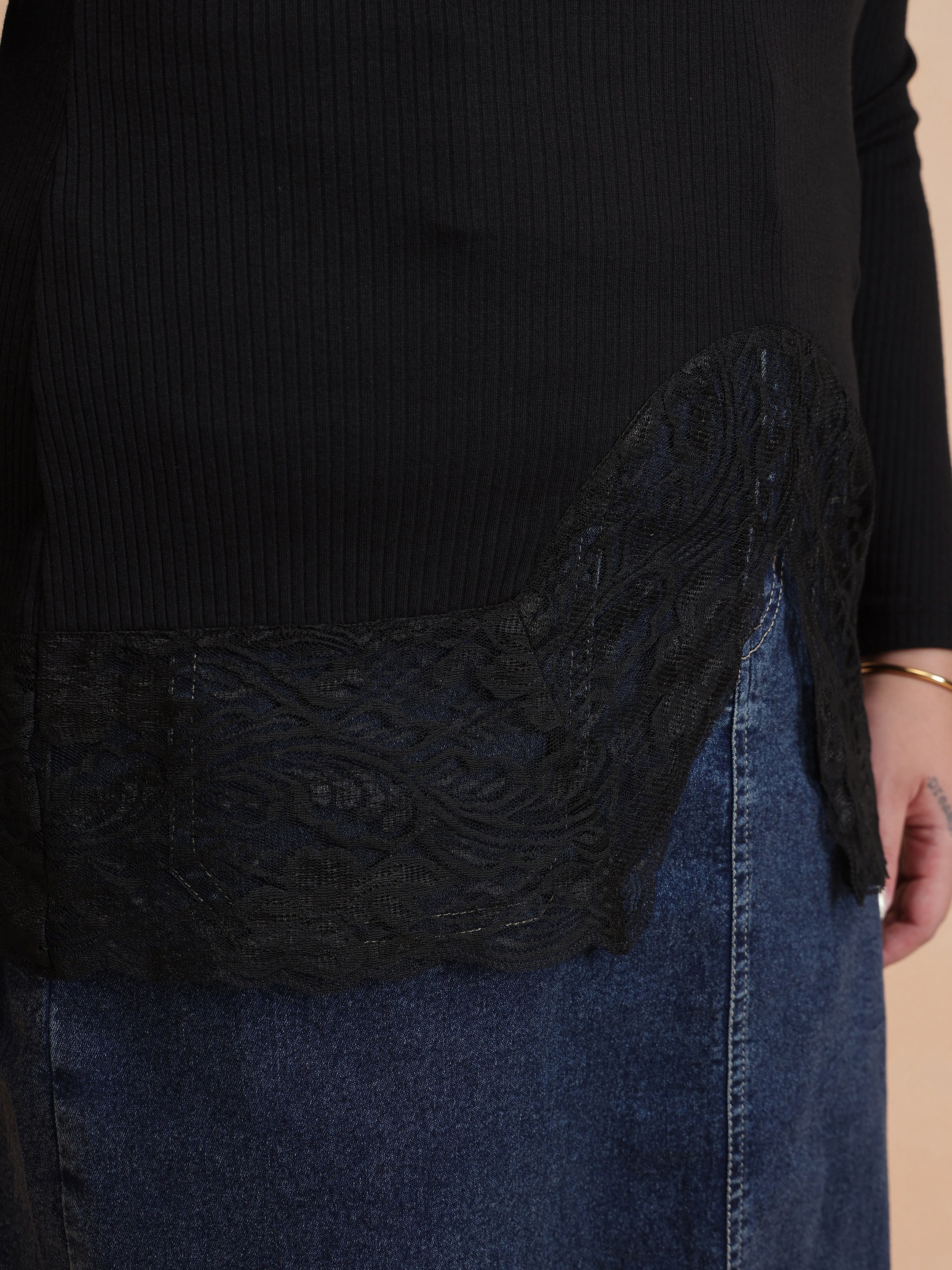 DesiQlo Black Rib Full Sleeves Top - Black