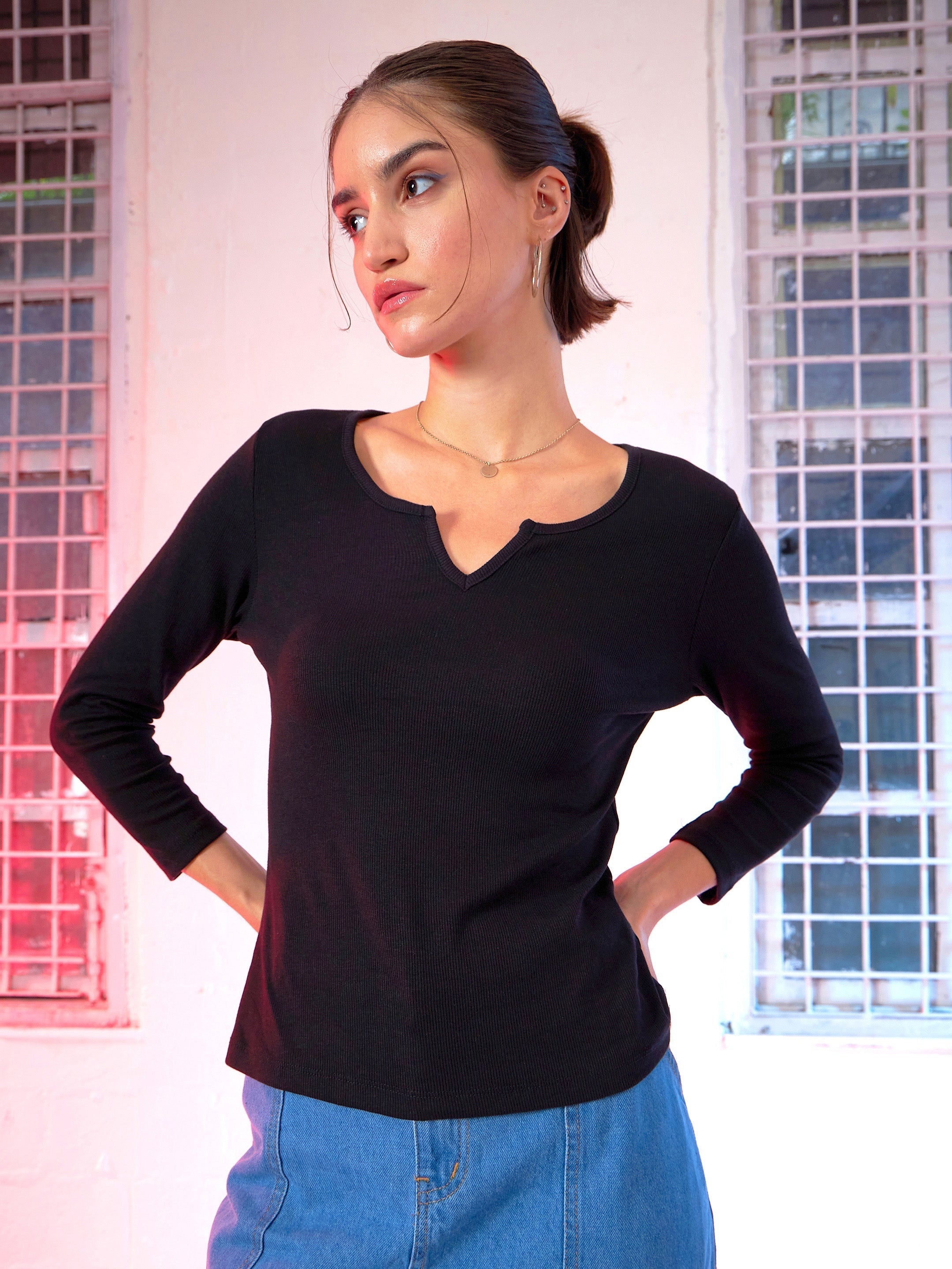 Women Black Rib V-Neck T-Shirt-SFTOPS4872