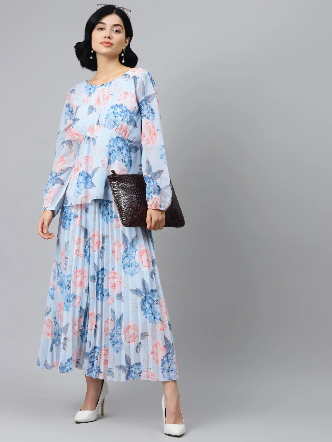 Light Blue Floral Top - Women's Comfort Fit Fashion