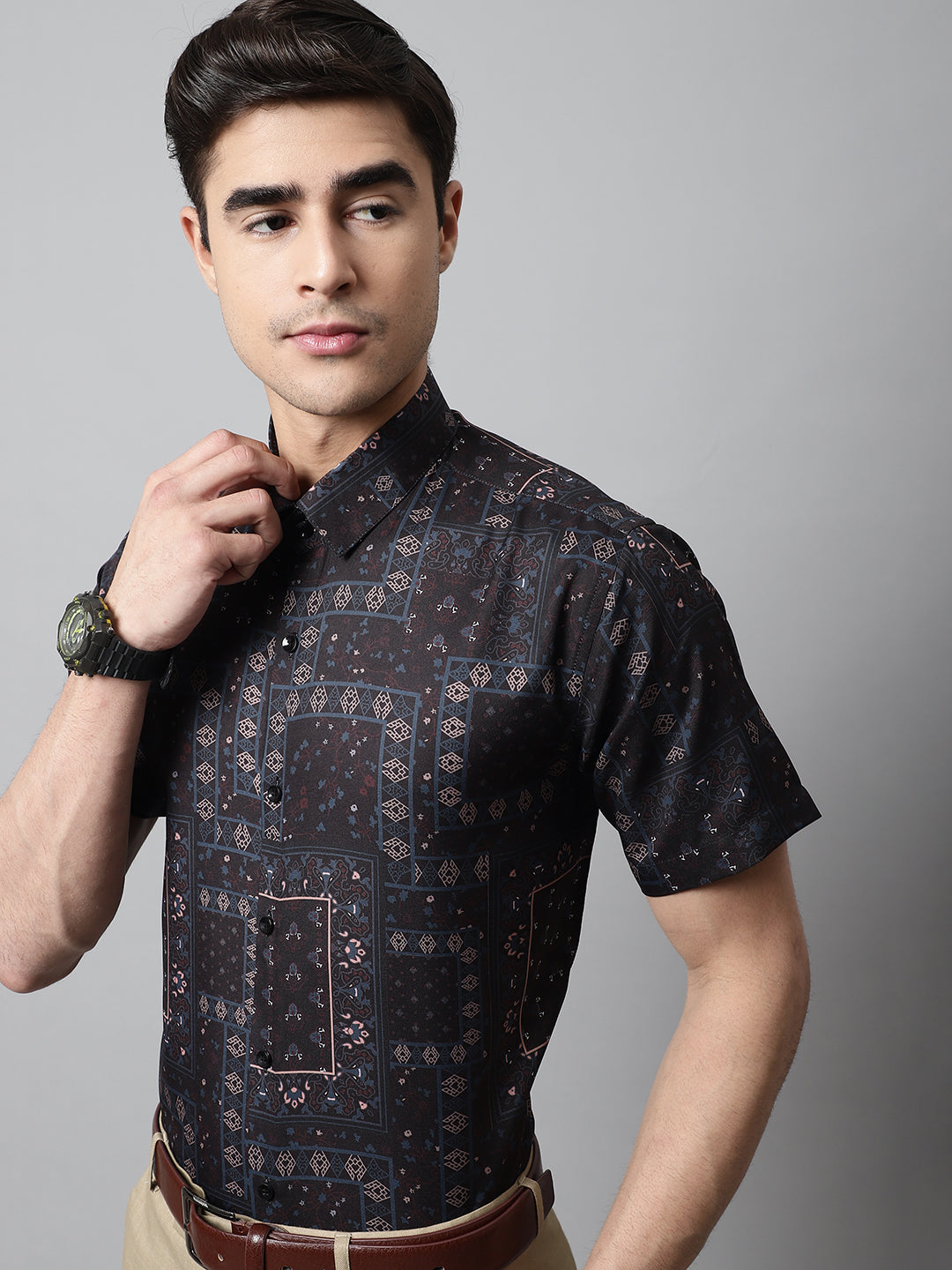 DesiQlo Men Printed Formal Shirt - Black