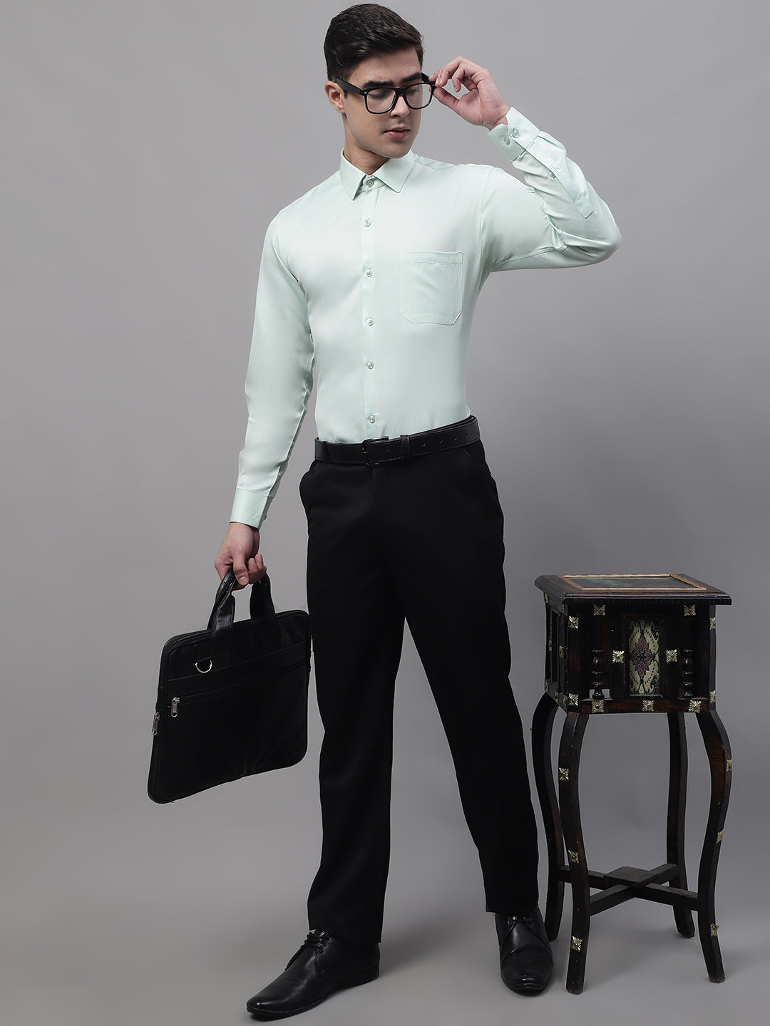 DesiQlo Men Solid Formal Shirt - Green - SF_871Light-Green_S