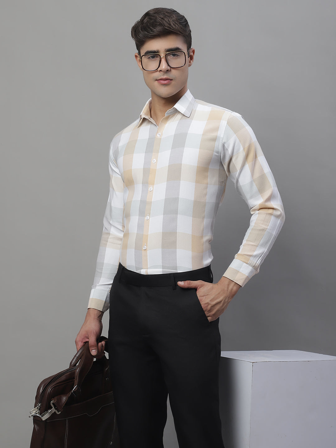 DesiQlo Men Checked Formal Shirt - Beige