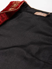 Women Printed Maroon Sleeveless Jacket