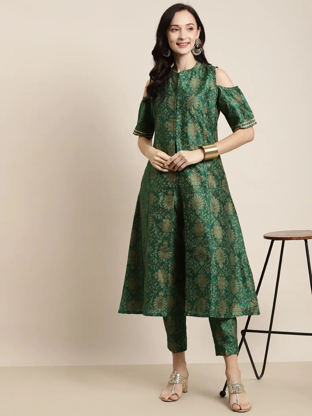 Green Floral Kurta: Stylish Indian Kurta for Women