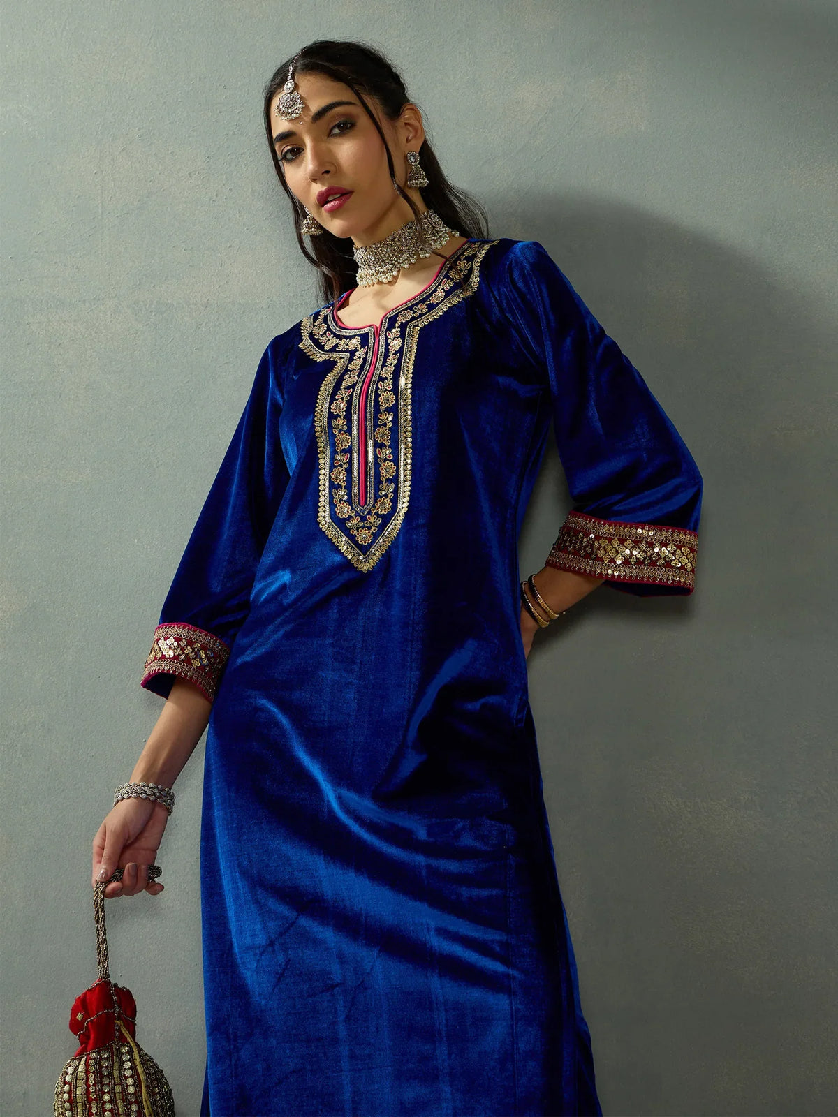 Women Royal Blue Velvet Embroidered Kurta-SHKUR00436