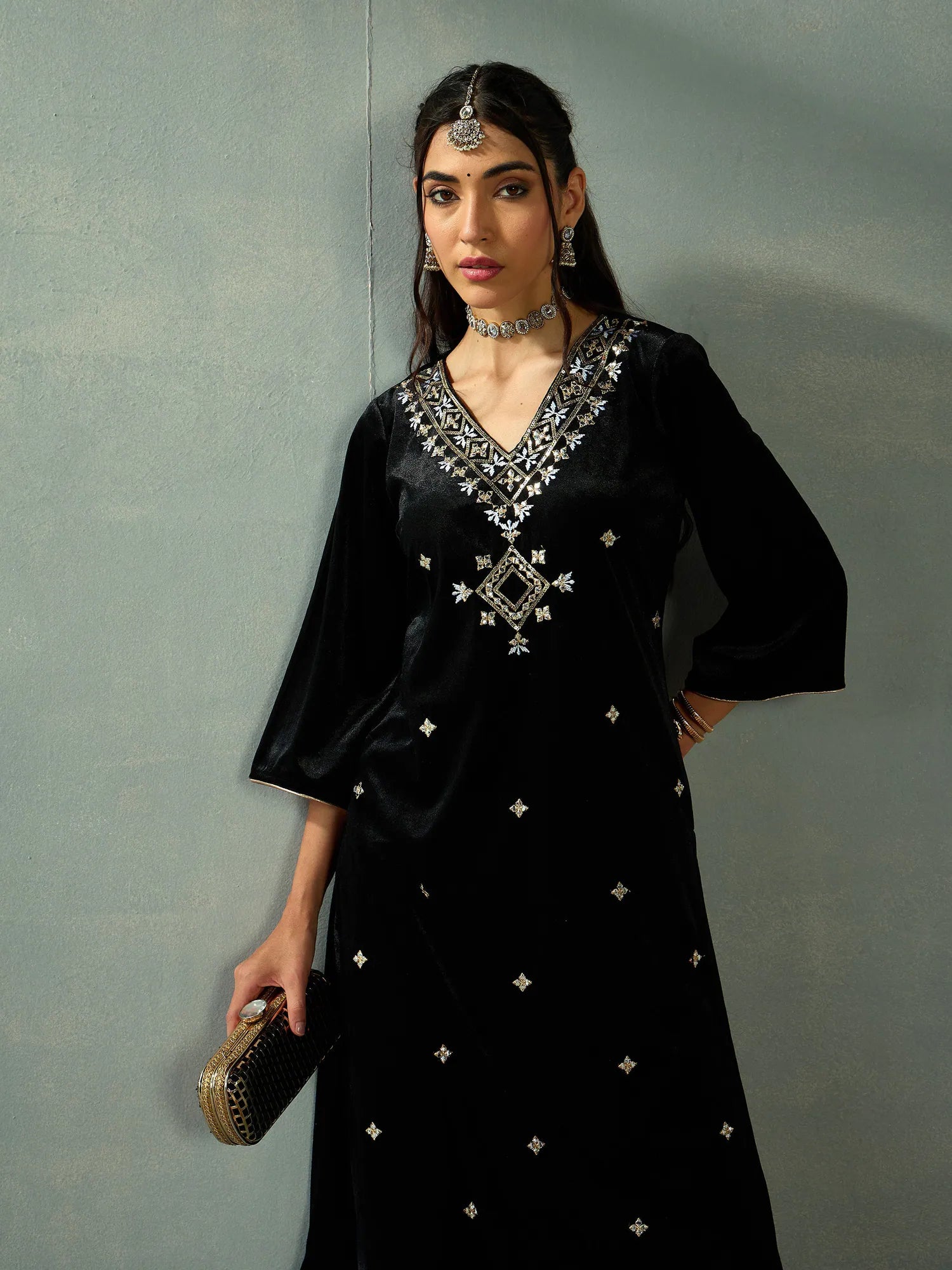 Black Velvet Women's Kurta Sets | Embroidered Indian Kurta