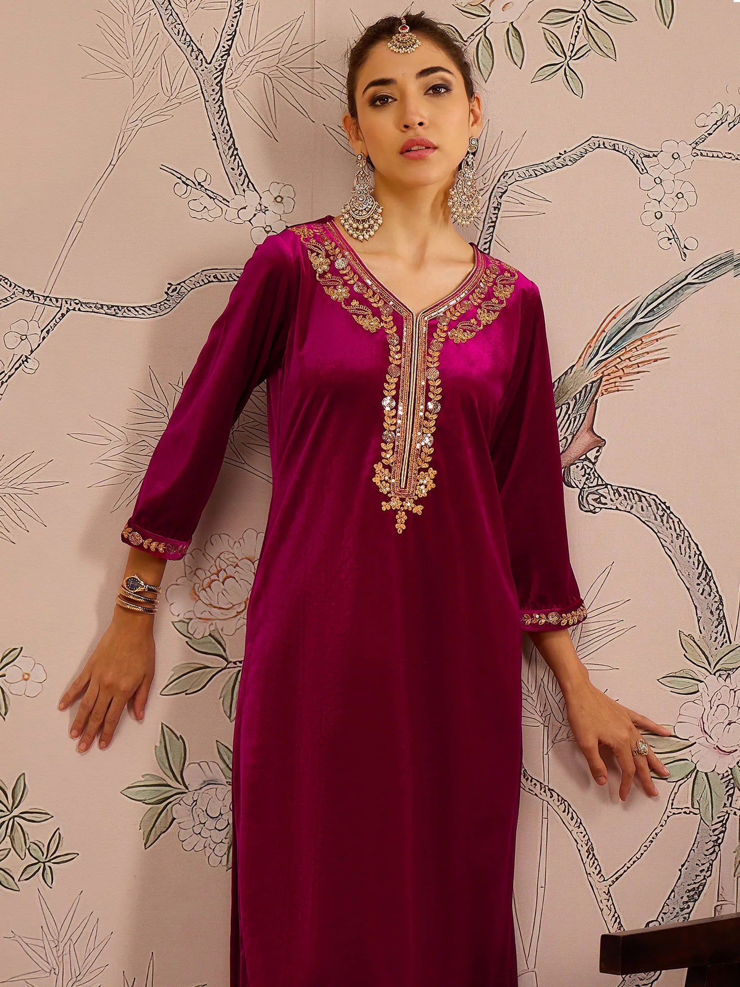 Fuchsia Velvet Embroidered Women's Kurta Set | Designer Kurta