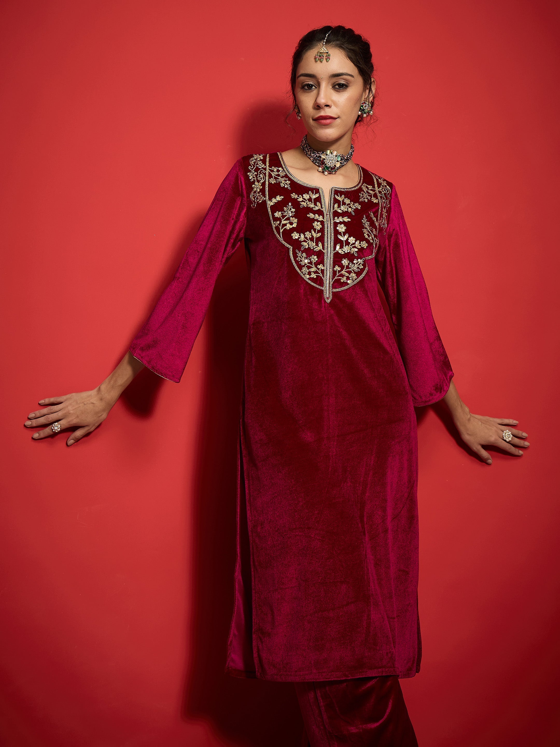 Women Fuchsia Velvet Round Neck Embroidered Kurta With Straight Pants-SHKUR00486_SHPAN50988