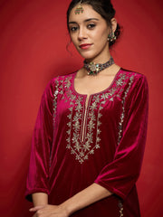 Women Fuchsia Velvet Embroidered Round Neck Kurta-SHKUR35003