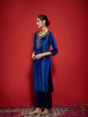 Women Royal Blue Velvet Embroidered Round Neck Kurta With Straight Pants-SHKUR35004_SHPANT50946
