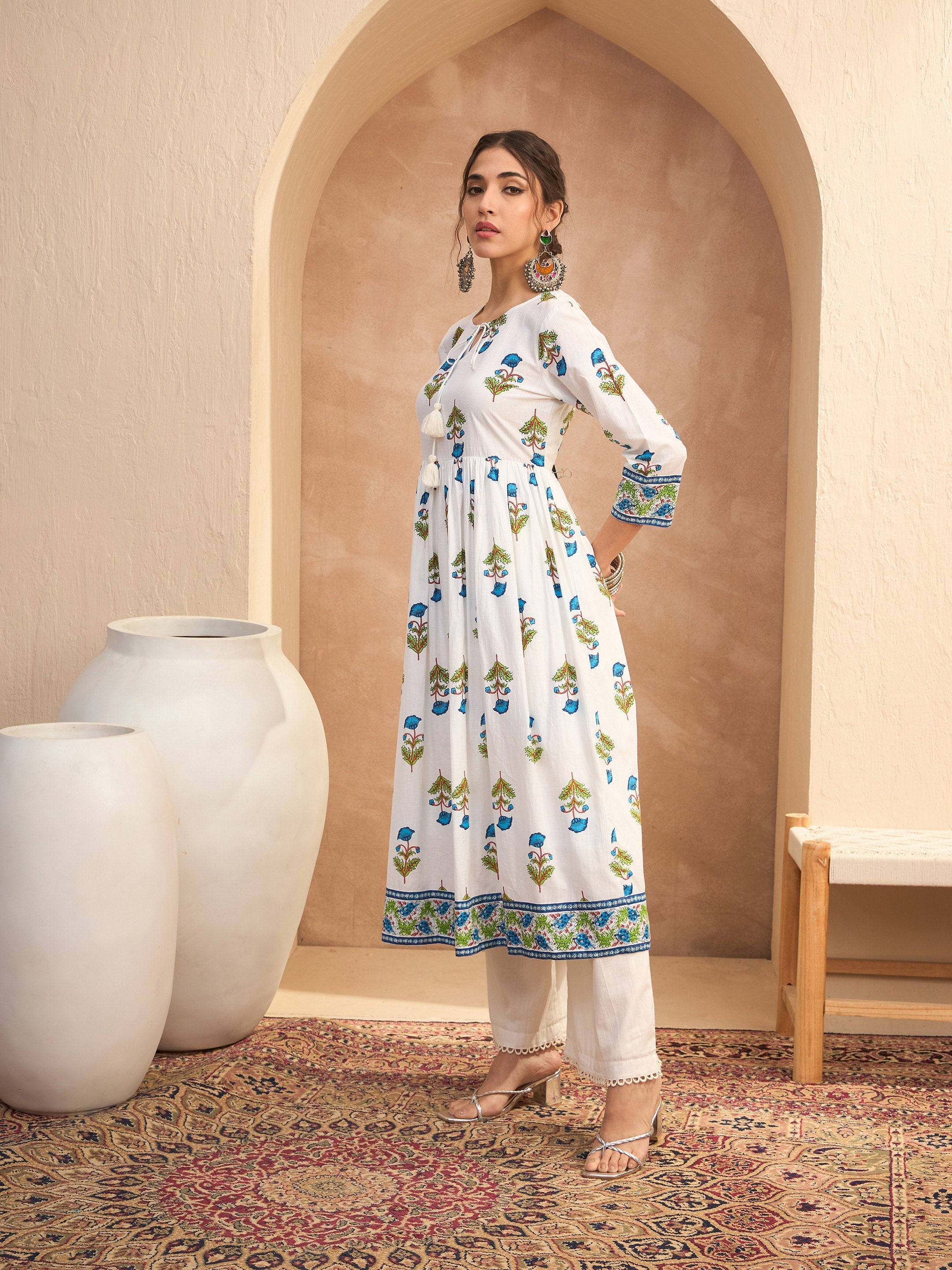 Women White Floral Front Dori Gathered Kurta-SHKUR35011