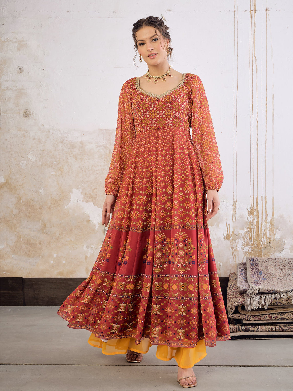Women Maroon Floral Sweetheart Neck Anarkali Kurta-SHKUR35027