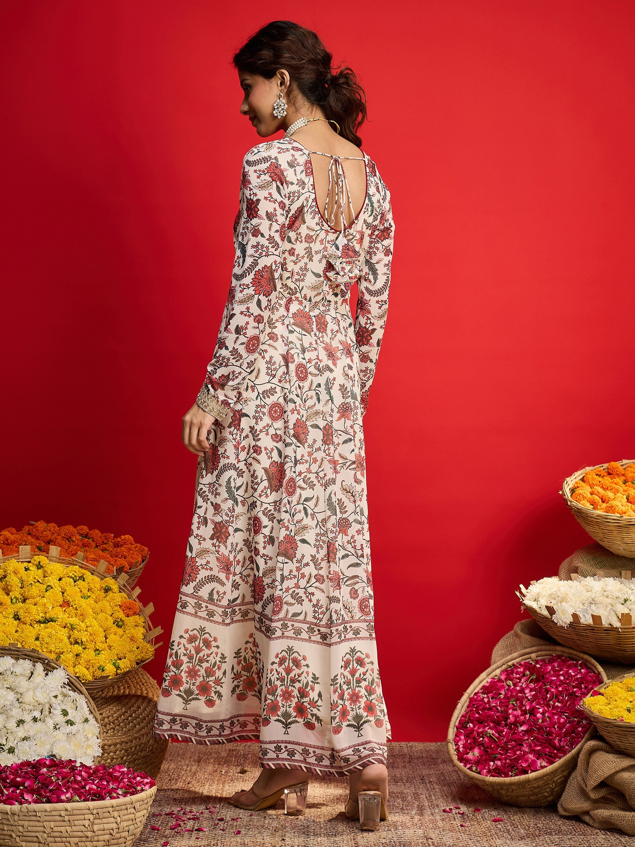 Women Beige Floral Sweetheart Neck Anarkali Kurta-SHKUR35035