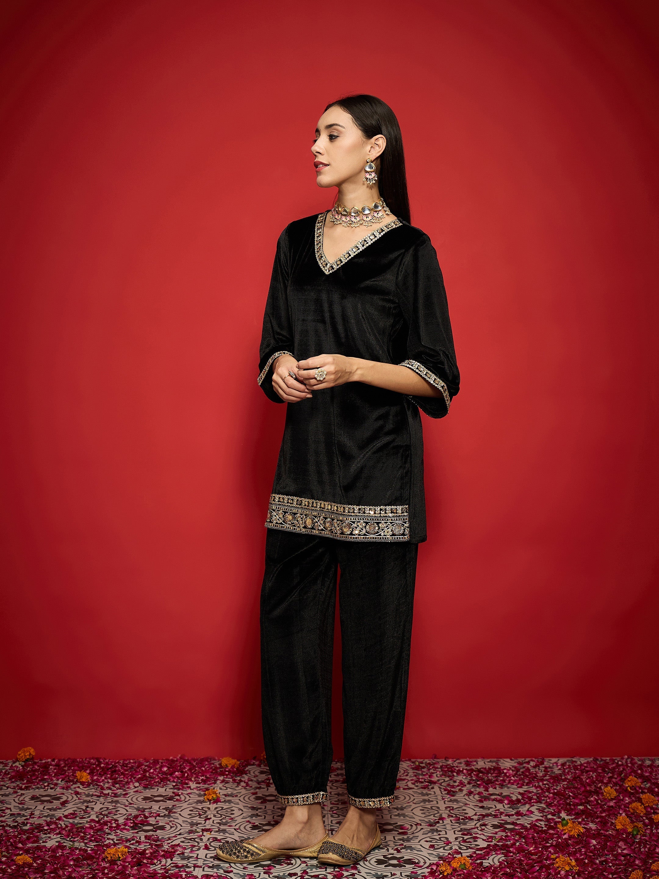 Women Black Velvet Emb V-Neck Short Kurta With Straight Pants-SHSET96114