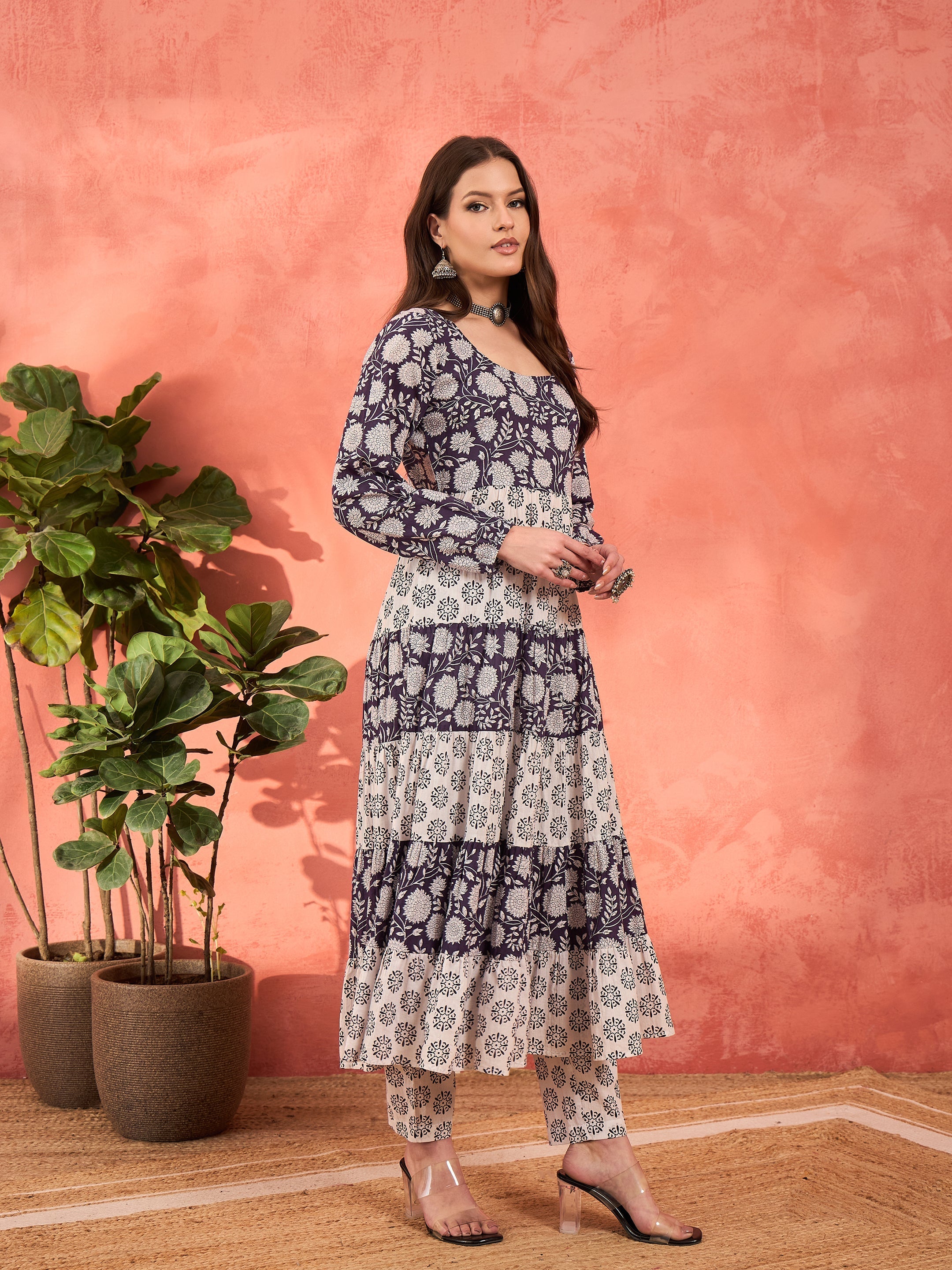 Women Navy & White Cambric Tired Kurta With Pencil Pants-SHSET96255
