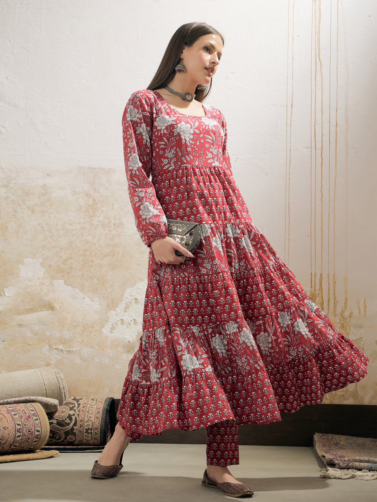 Women Maroon & White Cambric Tired Kurta With Pencil Pants-SHSET96256