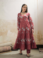 Women Maroon & White Cambric Tired Kurta With Pencil Pants-SHSET96256