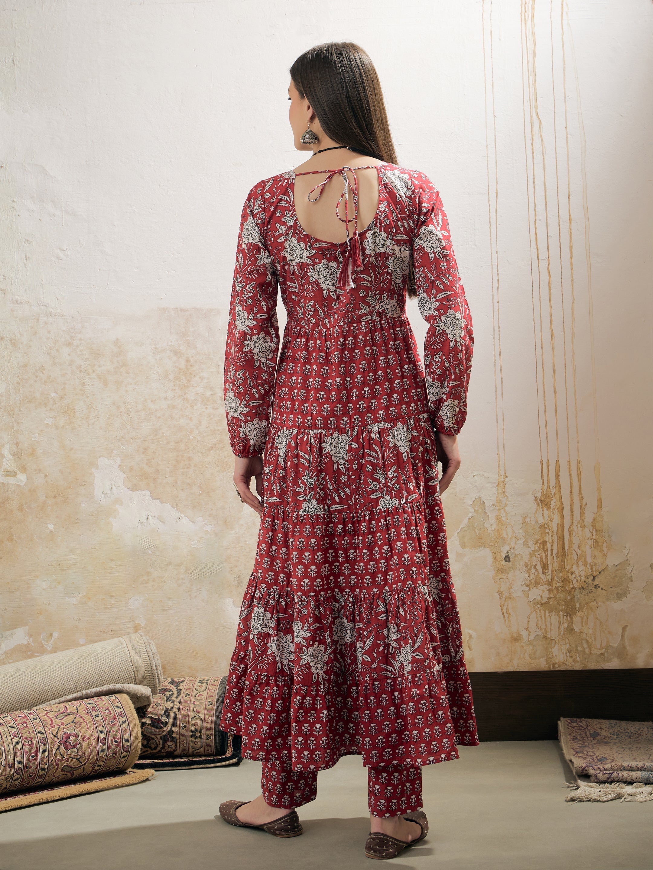 Women Maroon & White Cambric Tired Kurta With Pencil Pants-SHSET96256