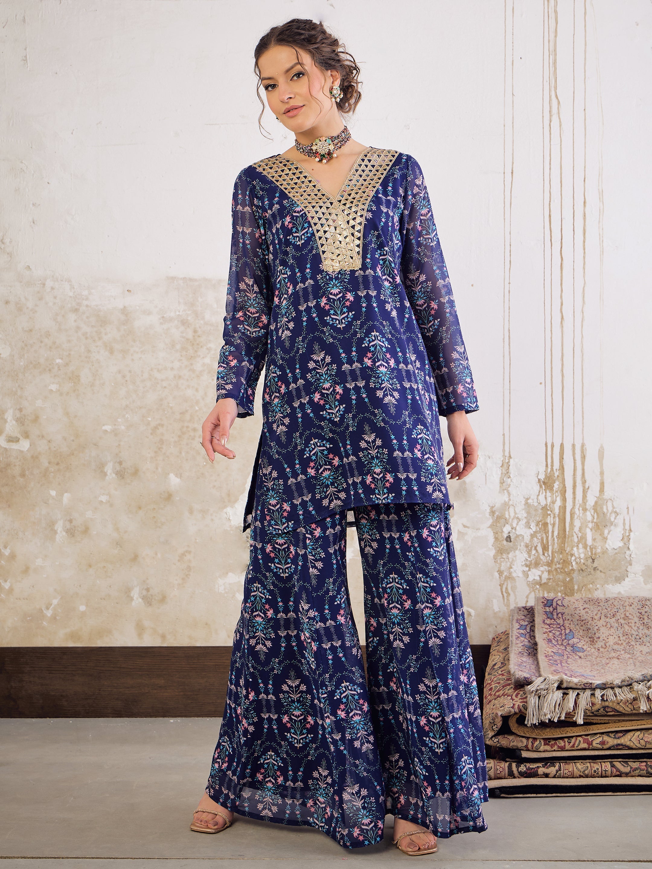 Women Navy Blue Floral Short Kurta With Palazzo Pants-SHSET96265
