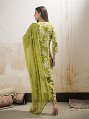 Women Green & White Floral Rayon Kurta With Salwar & Dupatta-SHSET96277