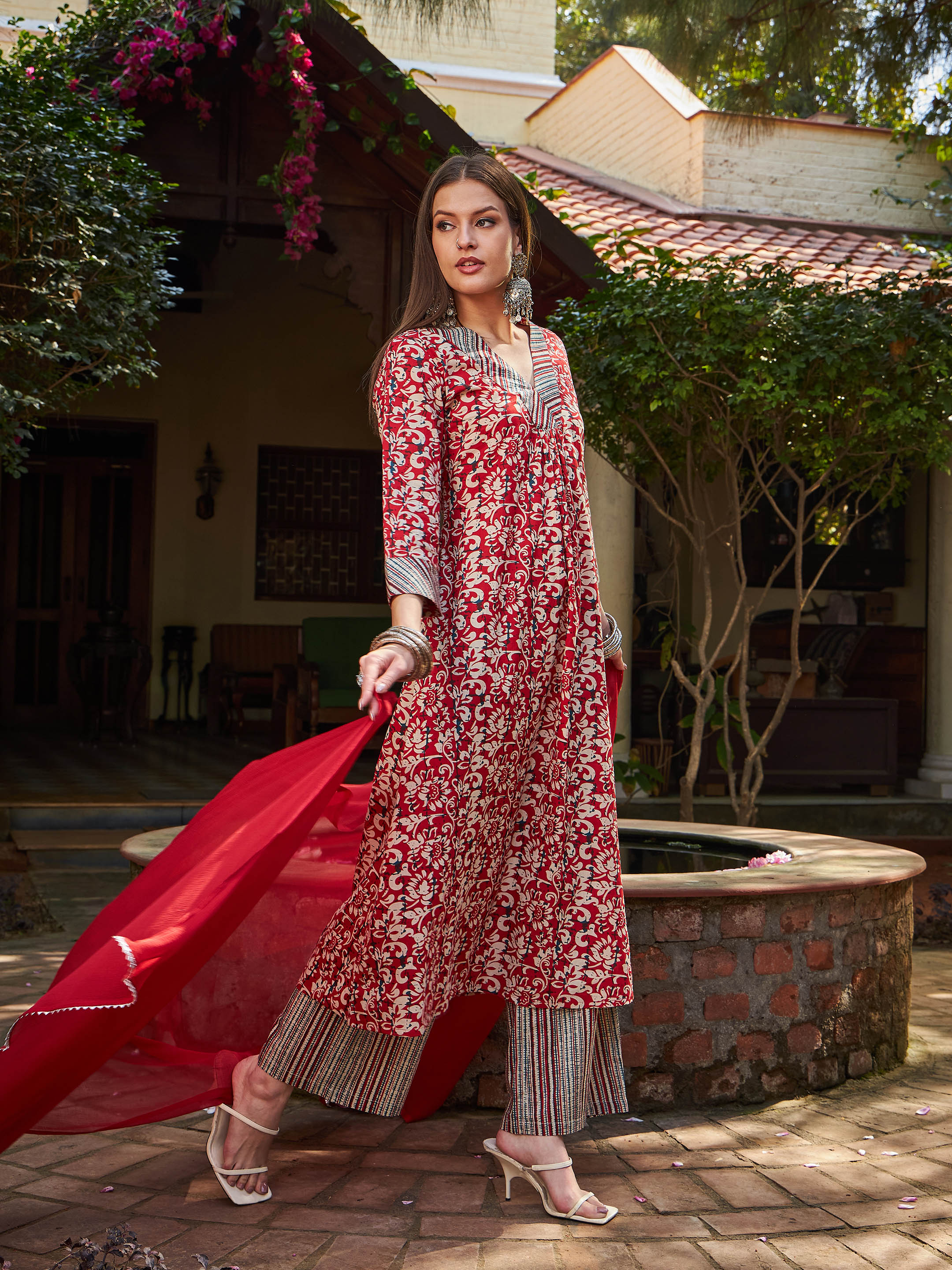 Women Maroon Geometric Print V Neck Kurta With Pencil Pants & Dupatta-SHSET96330