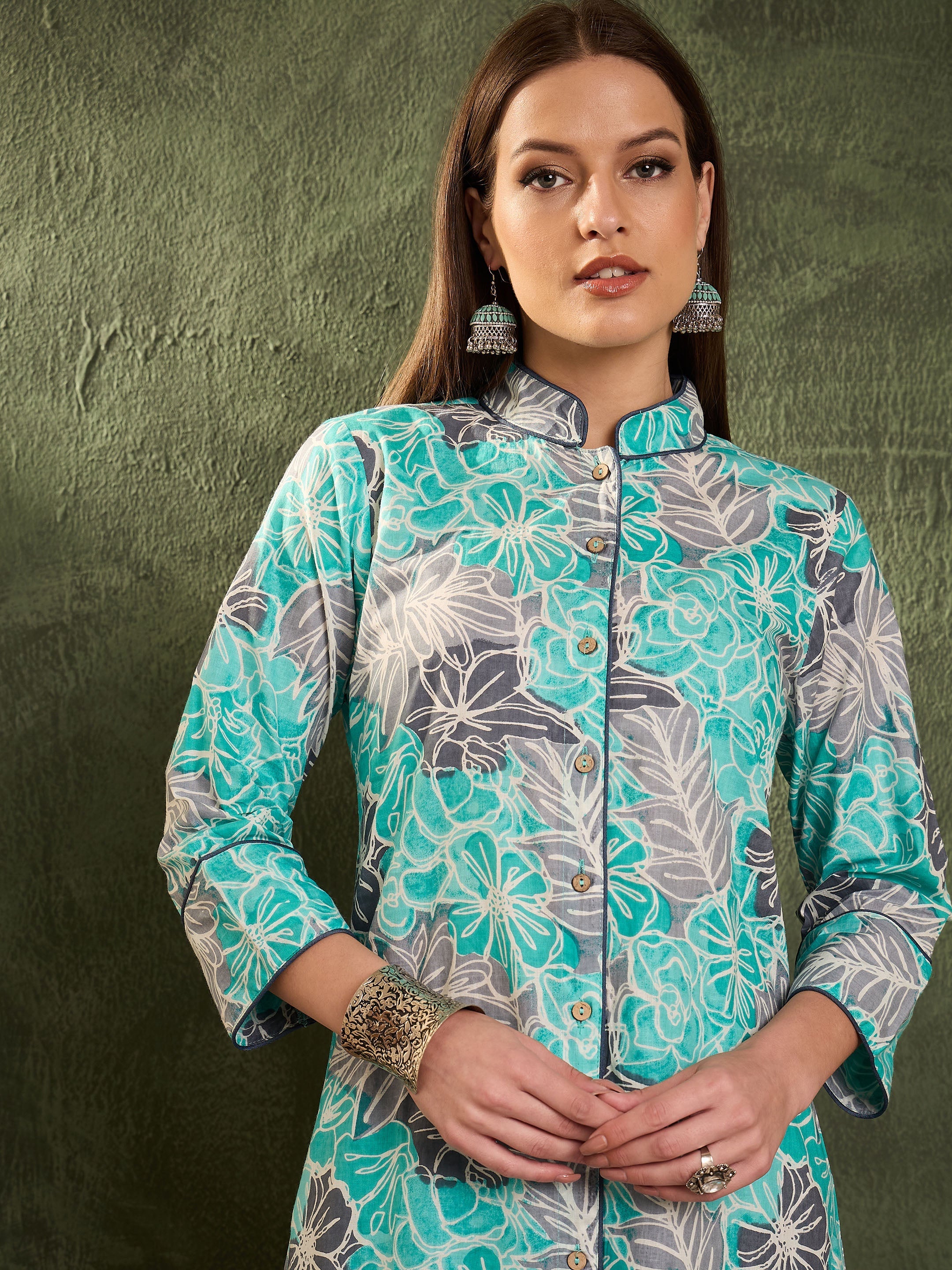 Women Aqua Blue Floral Wood Button Kurta With Pants-SHSET96451