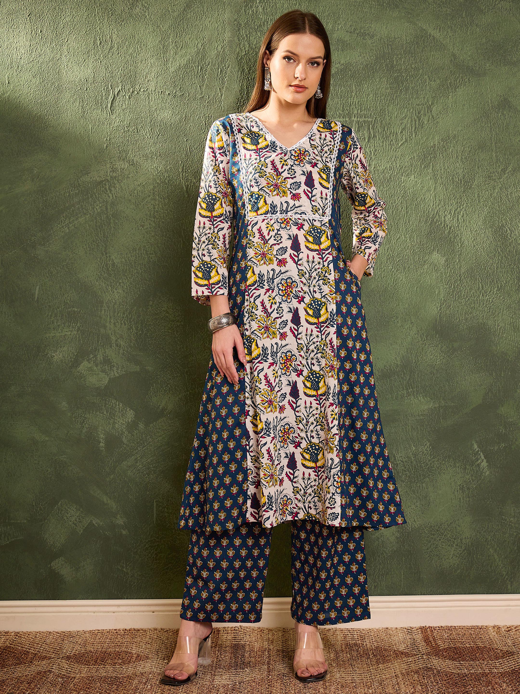 Women Blue Floral Front Yoke Kurta With Pants-SHSET96454