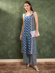 Women Blue Floral Front Button Slit Kurta With Pants-SHSET96458