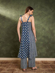 Women Blue Floral Front Button Slit Kurta With Pants-SHSET96458