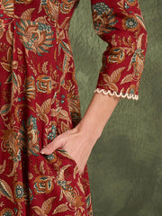 Women Maroon Floral Button Pocket Kurta With Pants-SHSET96470