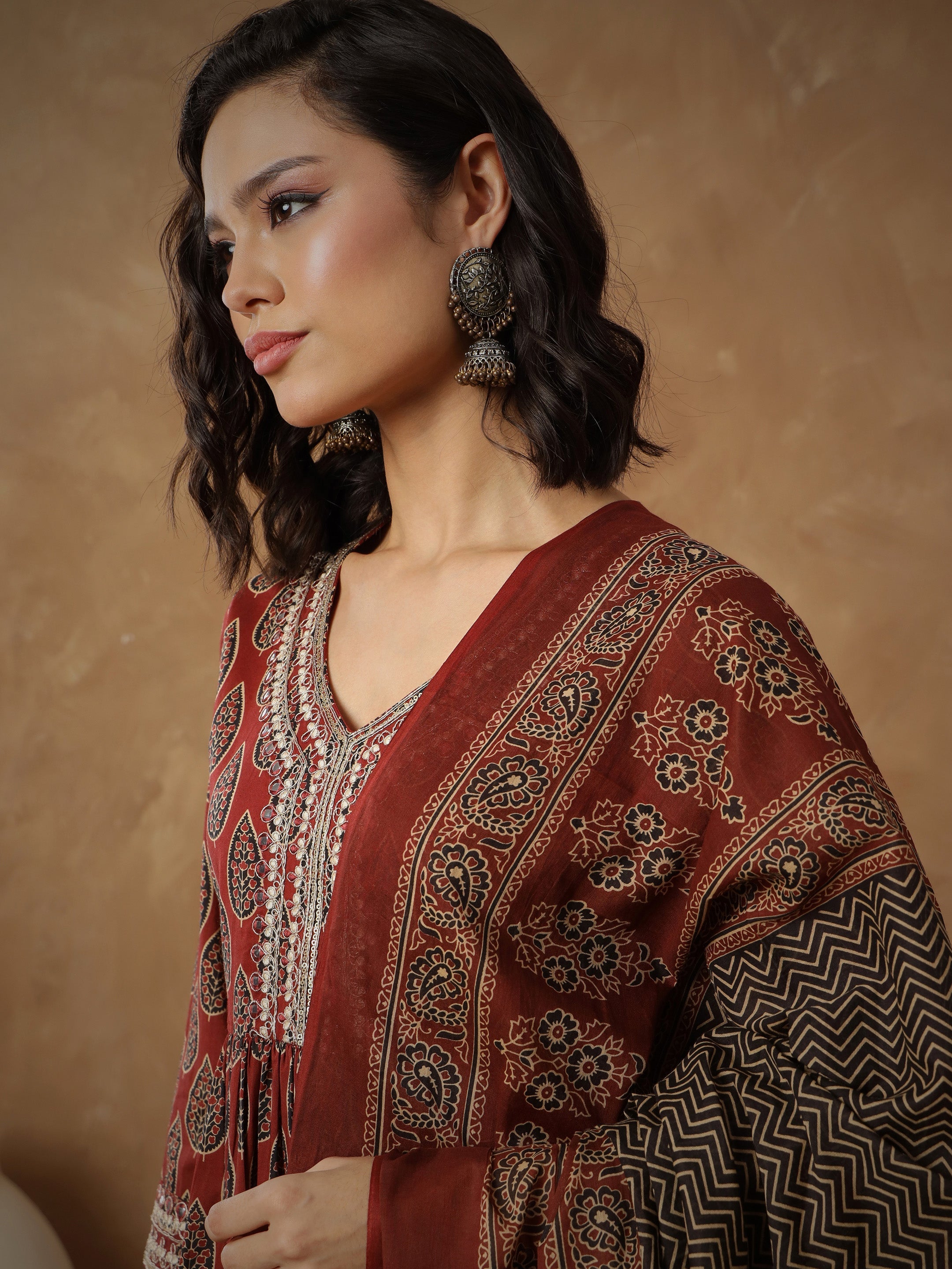 Women Maroon Floral Gathered Kurta With Pants & Dupatta-SHSET96558