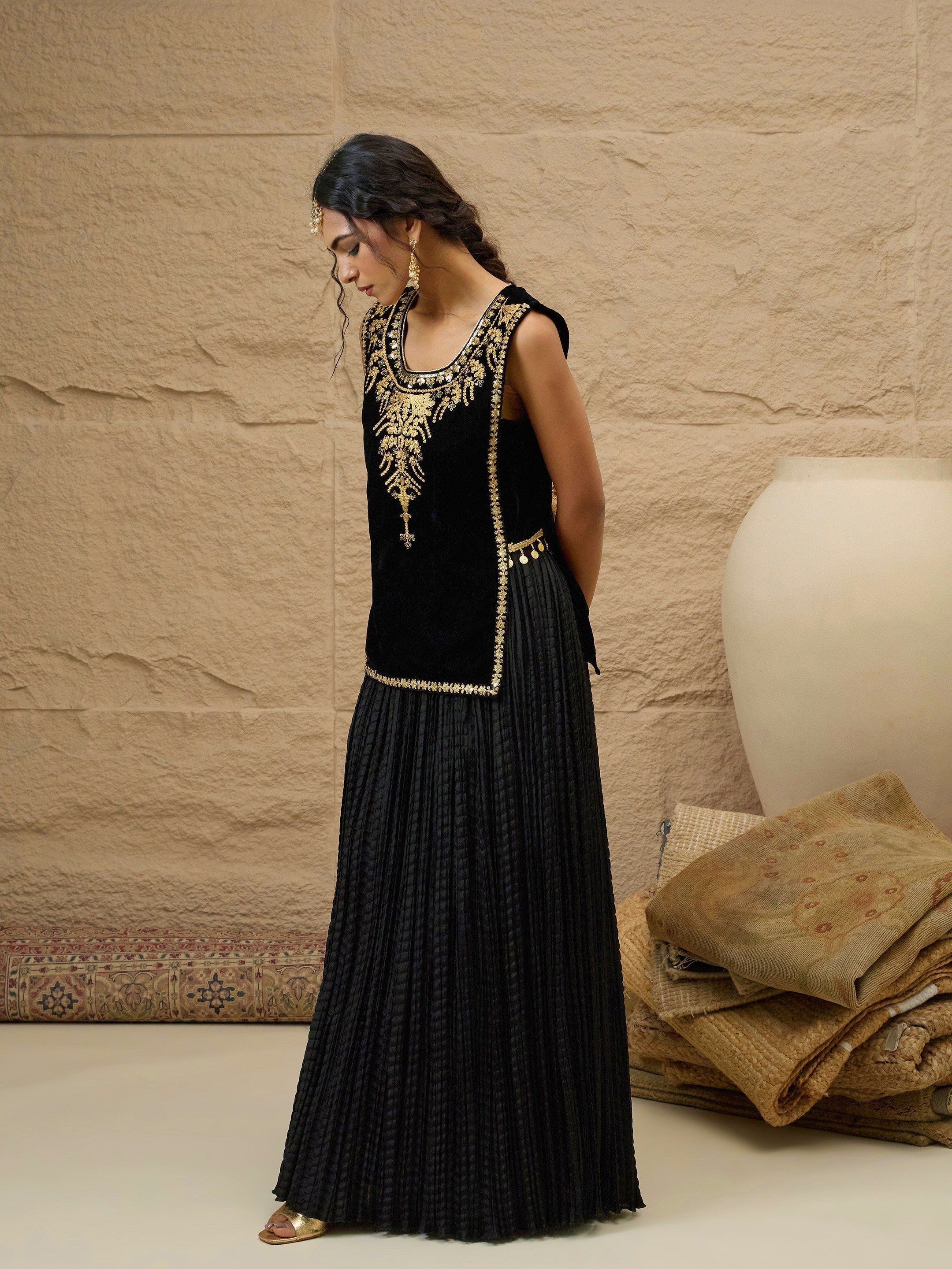 DesiQlo Black Velvet Sleeveless Top With Pleated Skirt - Black