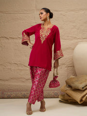 Women Fuchsia Velvet Embroidered Short Kurta With Farshi Salwar-SHSET96614XS