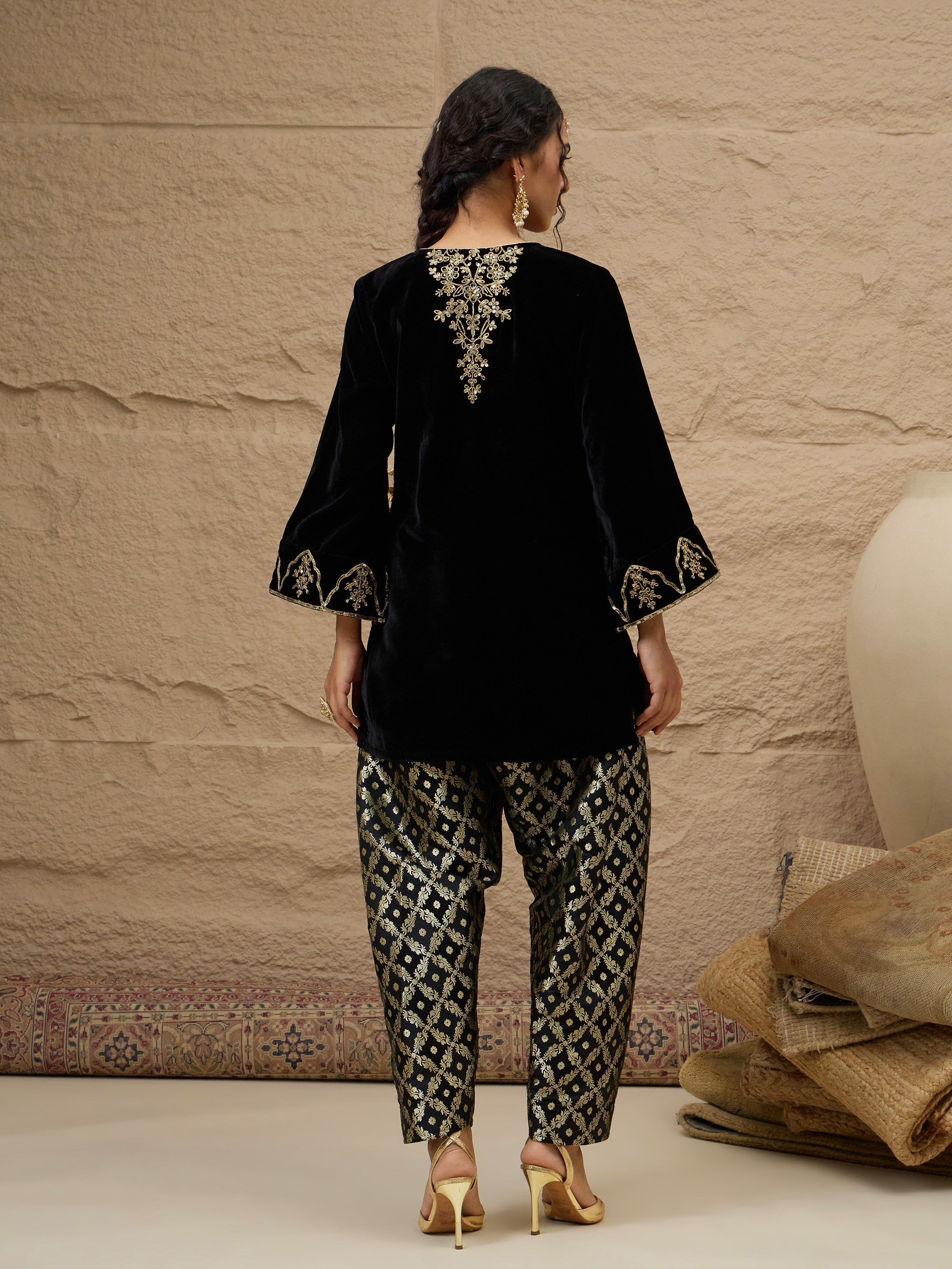 Women Black Velvet Embroidered Short Kurta With Farshi Salwar-SHSET96616XS
