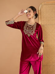 Women Fuchsia Velvet Embroidered Short Kurta With Straight Pants-SHSET96650