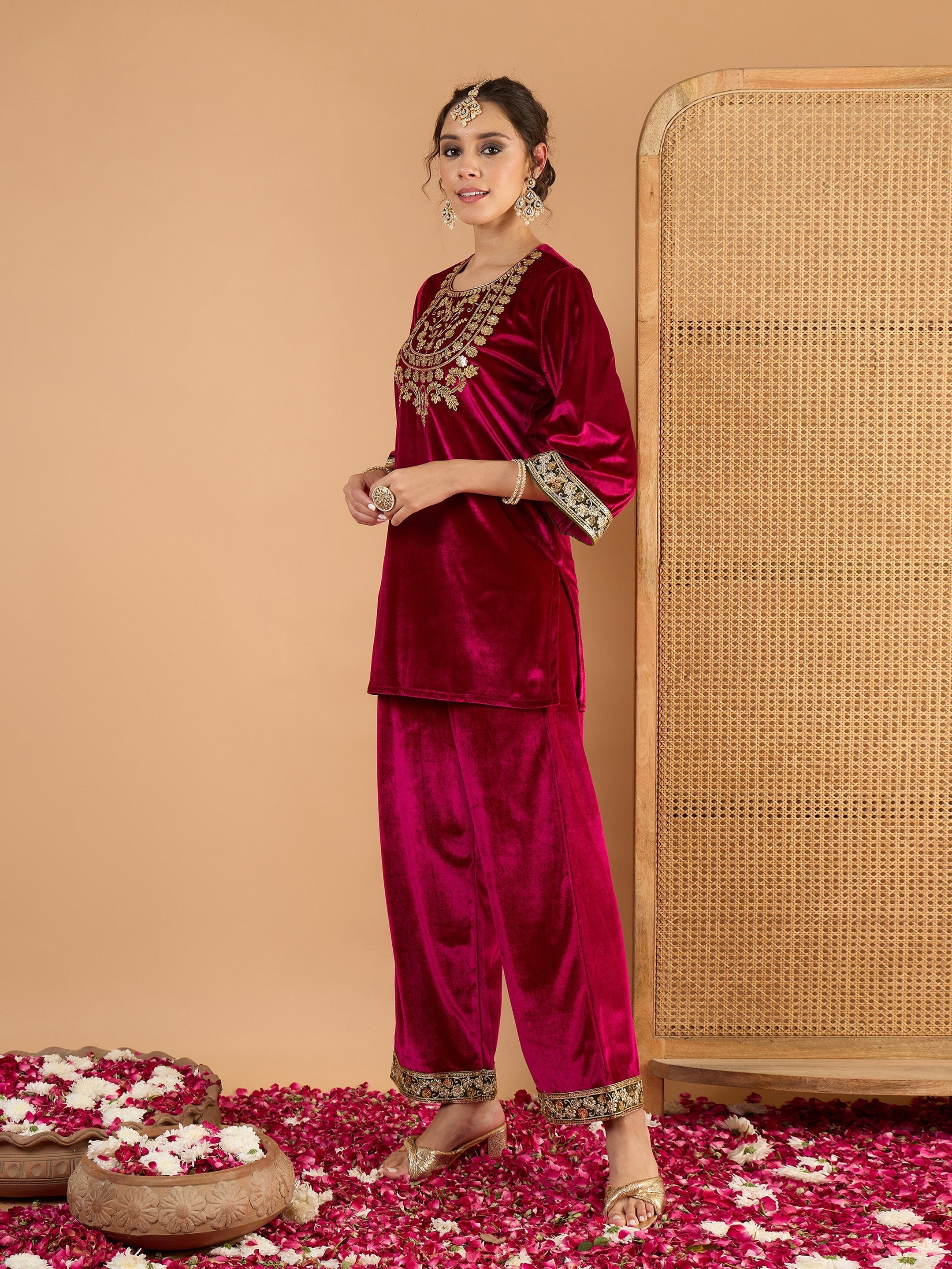 Women Fuchsia Velvet Embroidered Short Kurta With Straight Pants-SHSET96650