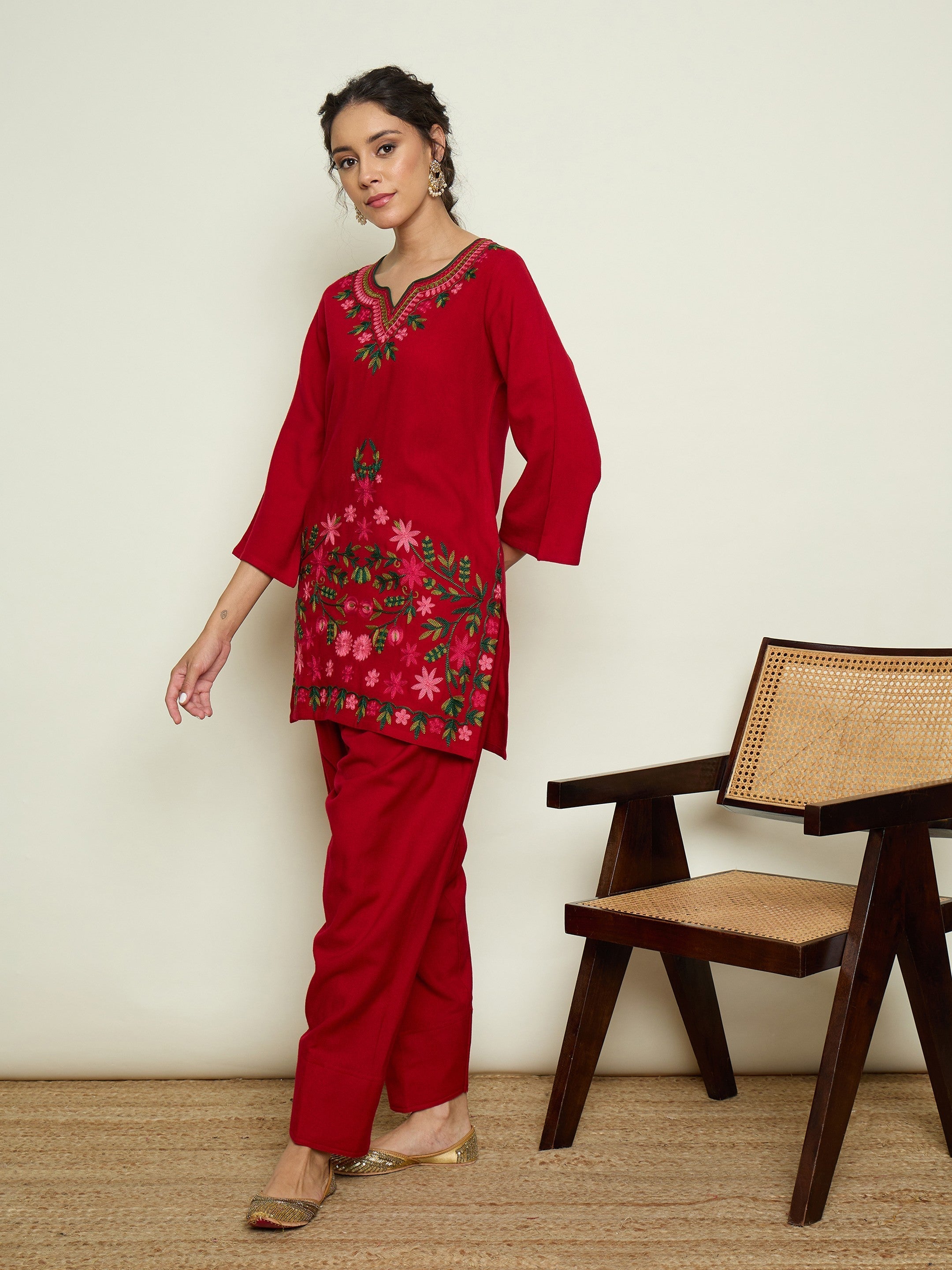 Women Red Woollen Embroidered Sweetheart Short Kurta With Farshi Salwar-SHSET96651