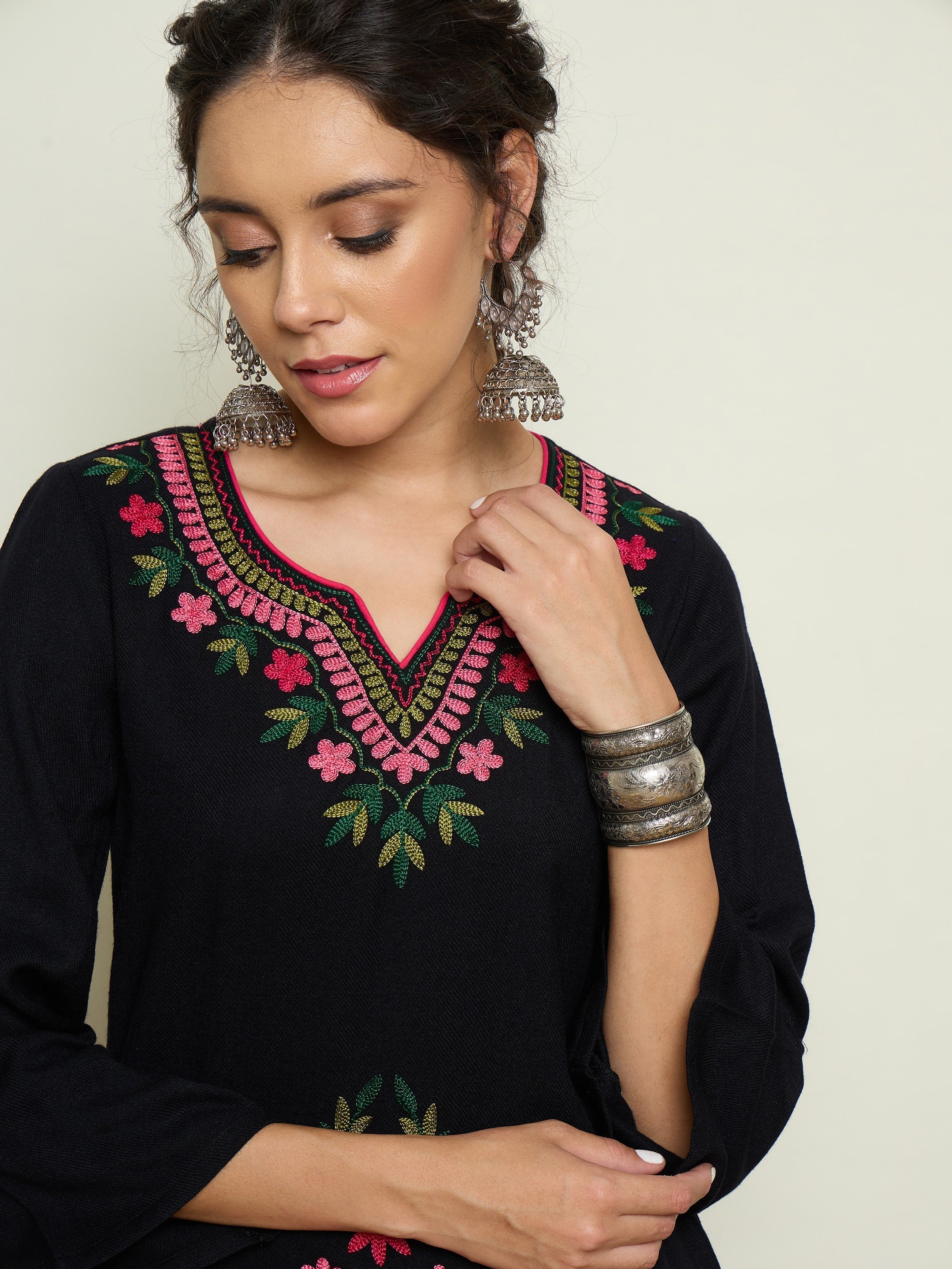 Women Black Woollen Embroidered Sweetheart Short Kurta With Farshi Salwar-SHSET96652