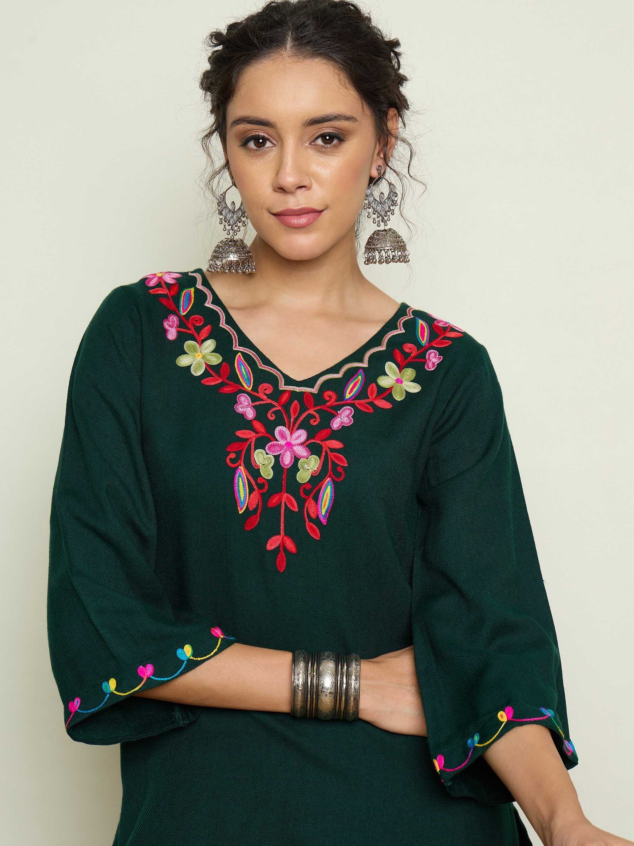 Women Green Woollen Embroidered V-Neck Short Kurta With Farshi Salwar-SHSET96653