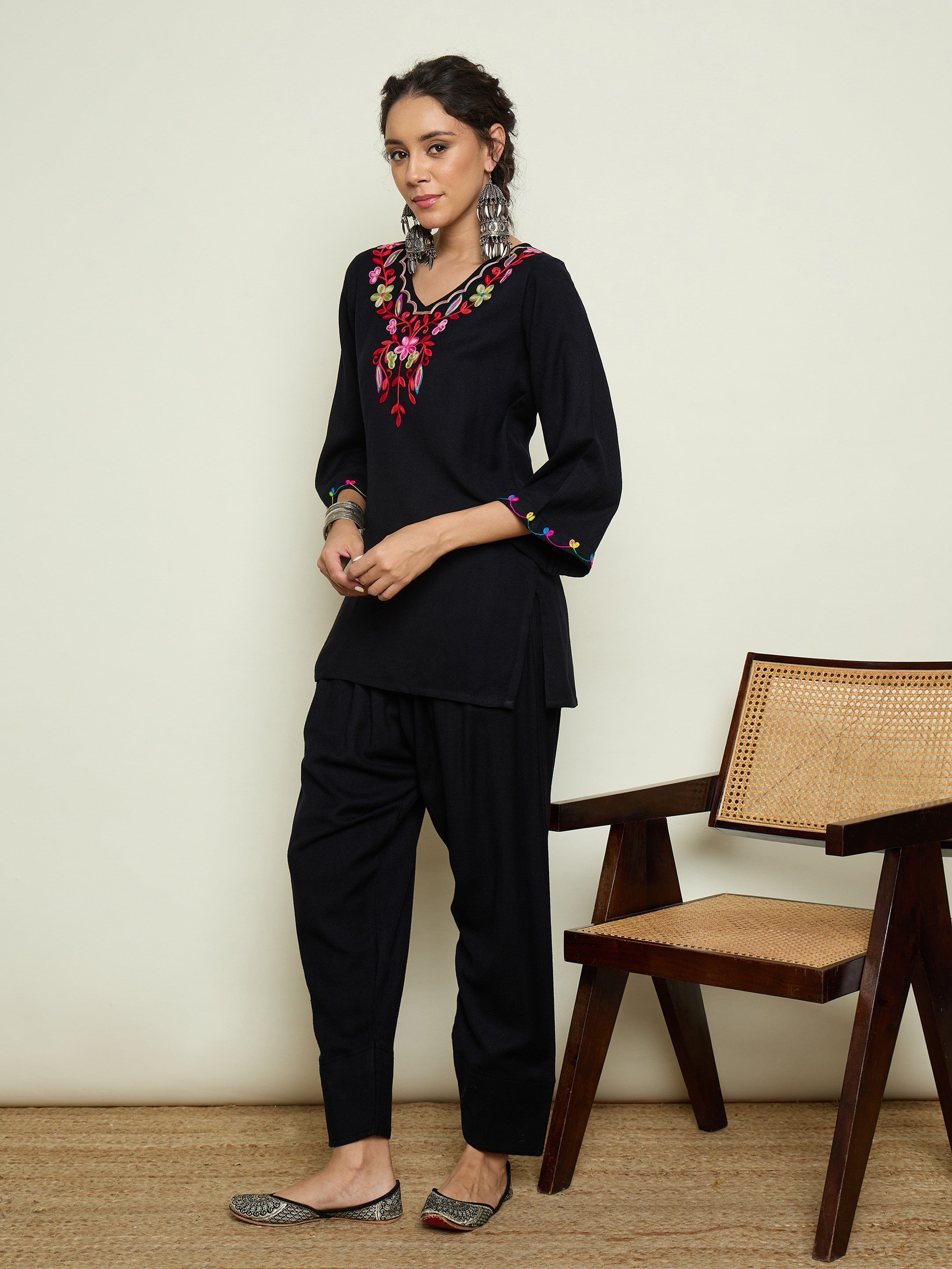 Women Black Woollen Embroidered V-Neck Short Kurta With Farshi Salwar-SHSET96654