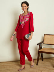 Women Red Woollen Embroidered Round Neck Short Kurta With Pencil Pants-SHSET96656