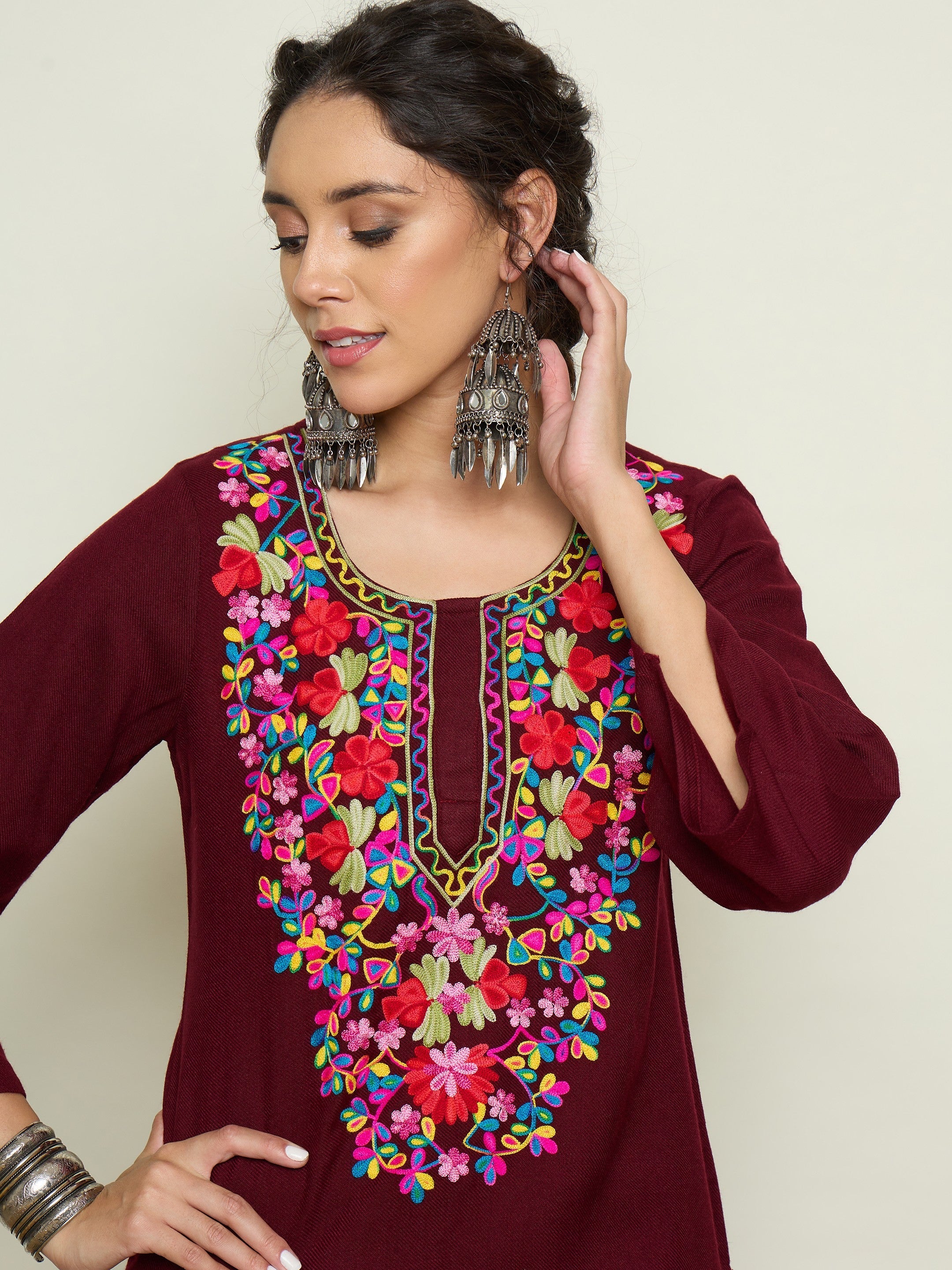 Women Maroon Woollen Embroidered Round Neck Short Kurta With Straight Pants-SHSET96658
