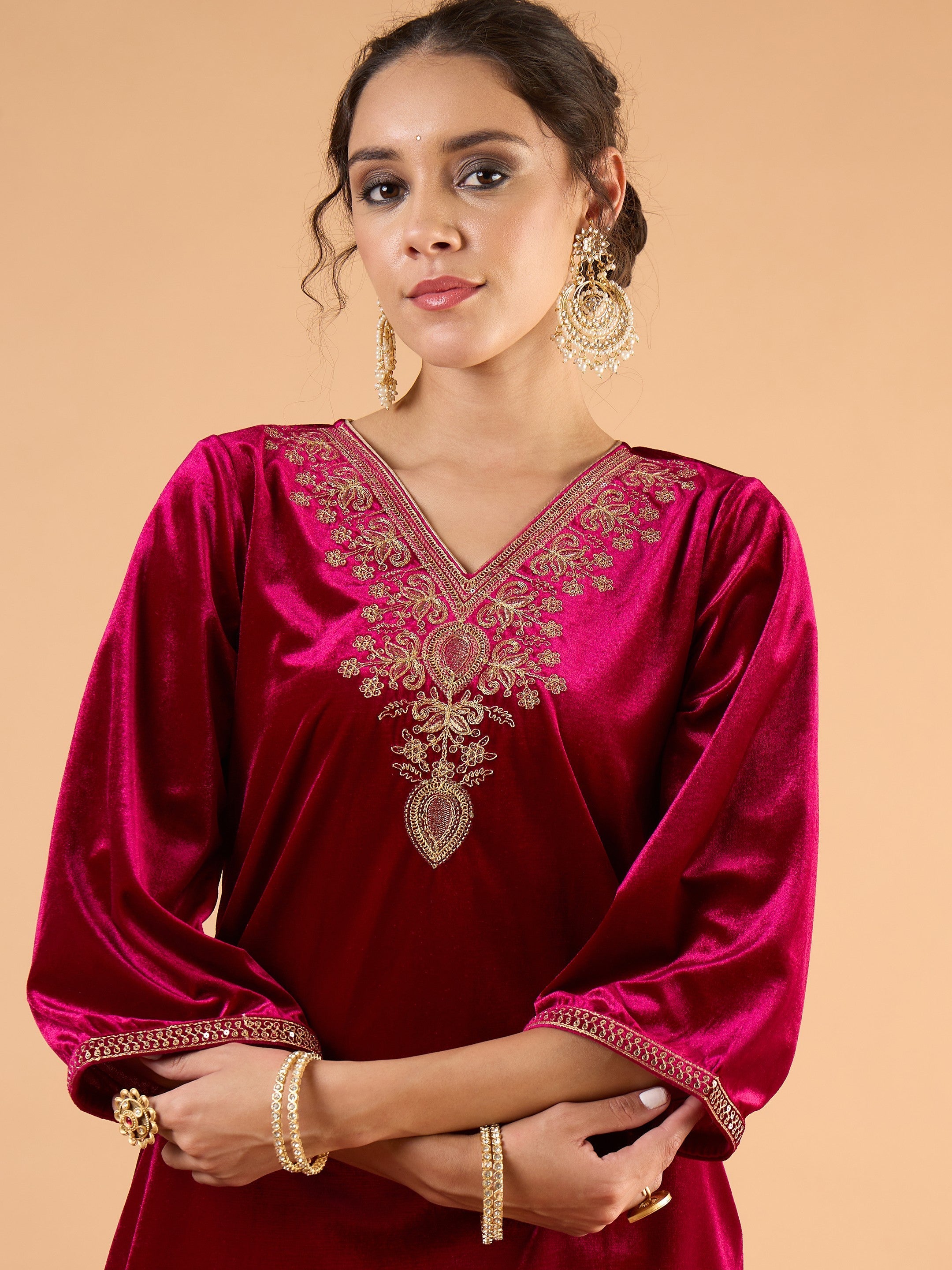 Women Fuchsia Velvet Embroidered Short Kurta With Pencil Pants-SHSET96662