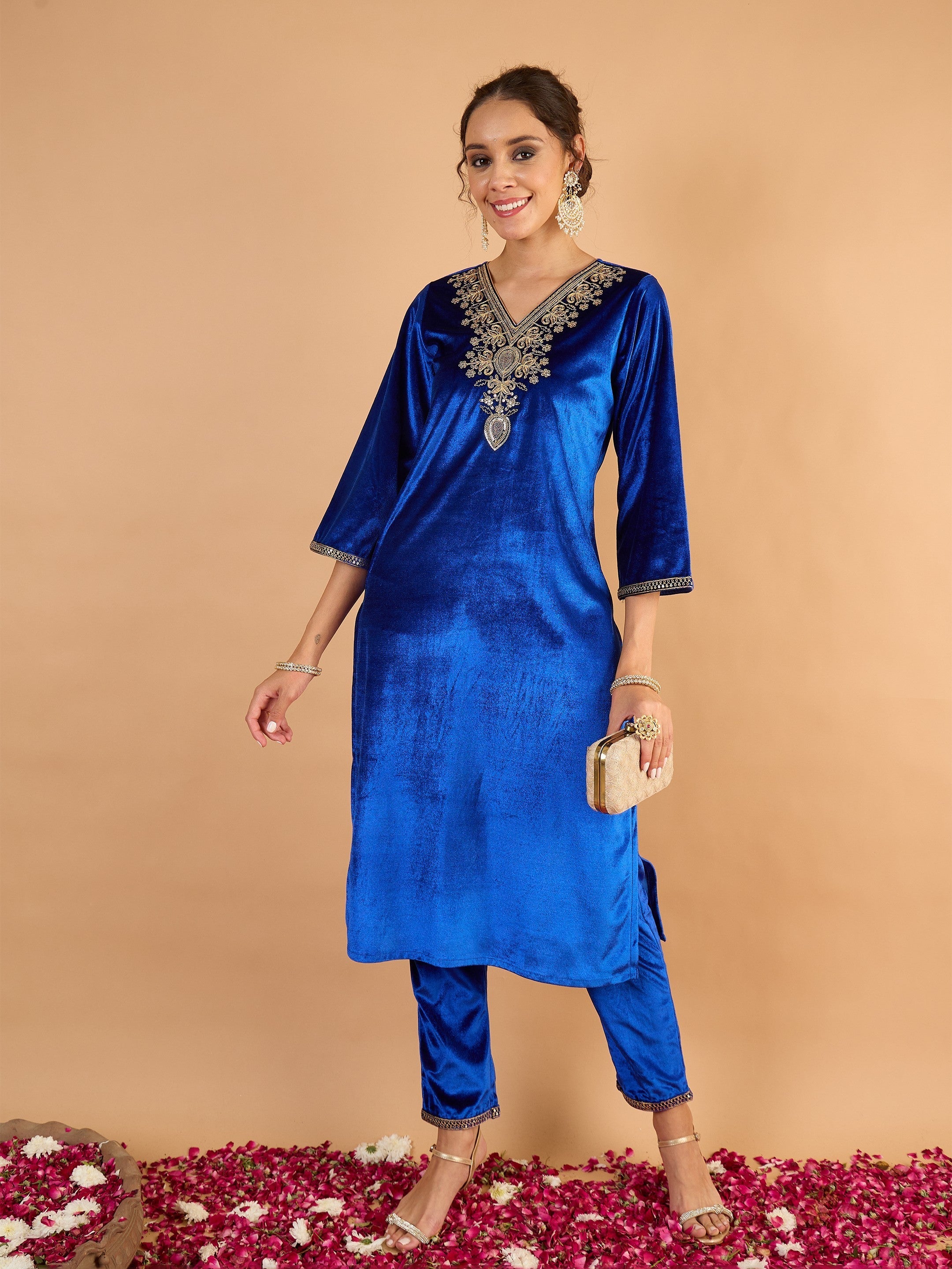 Women Royal Blue Velvet Embroidered Straight Kurta With Pencil Pants-SHSET96663